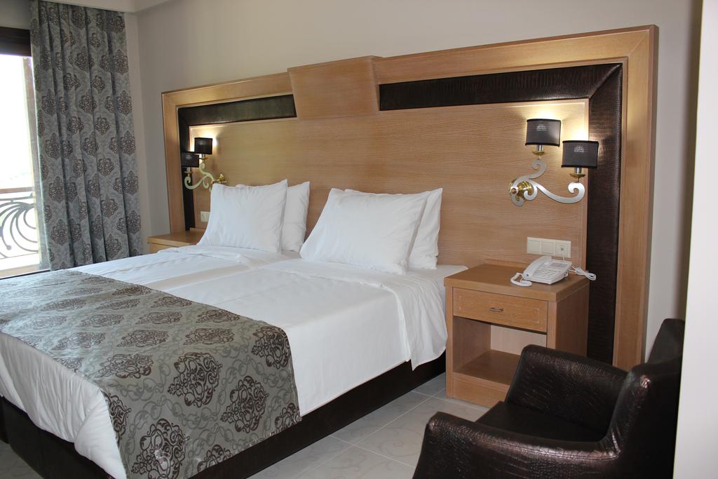 Double or Twin Standard