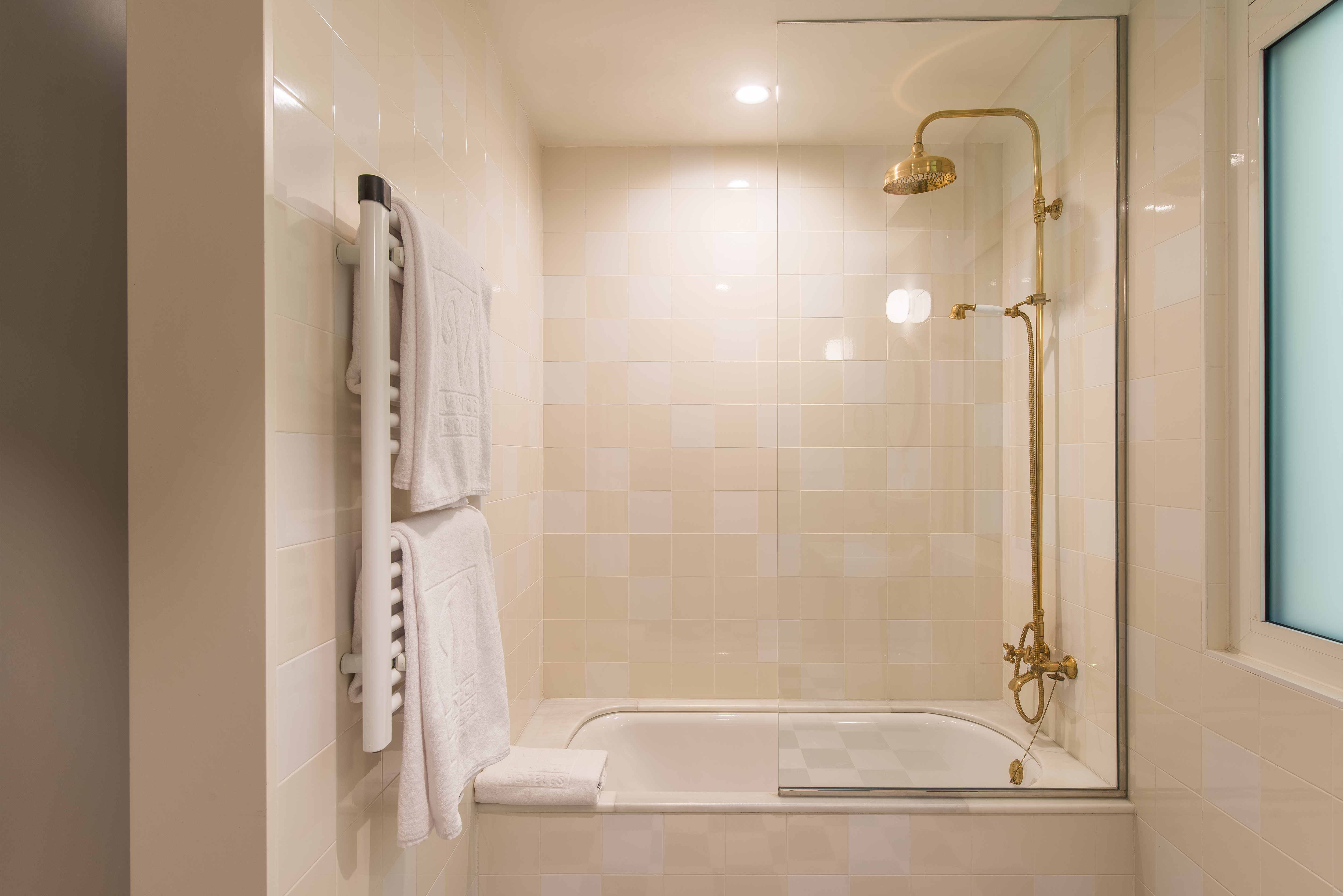 Junior Suite Capacity 1