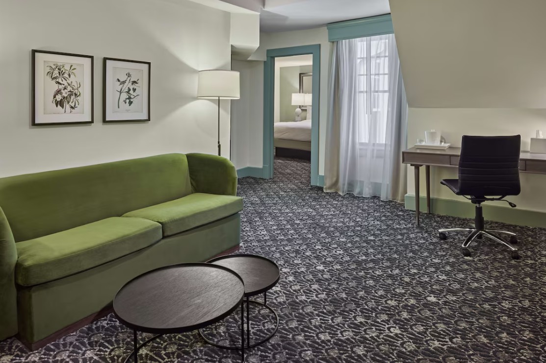 Suite King Bed One Bedroom 