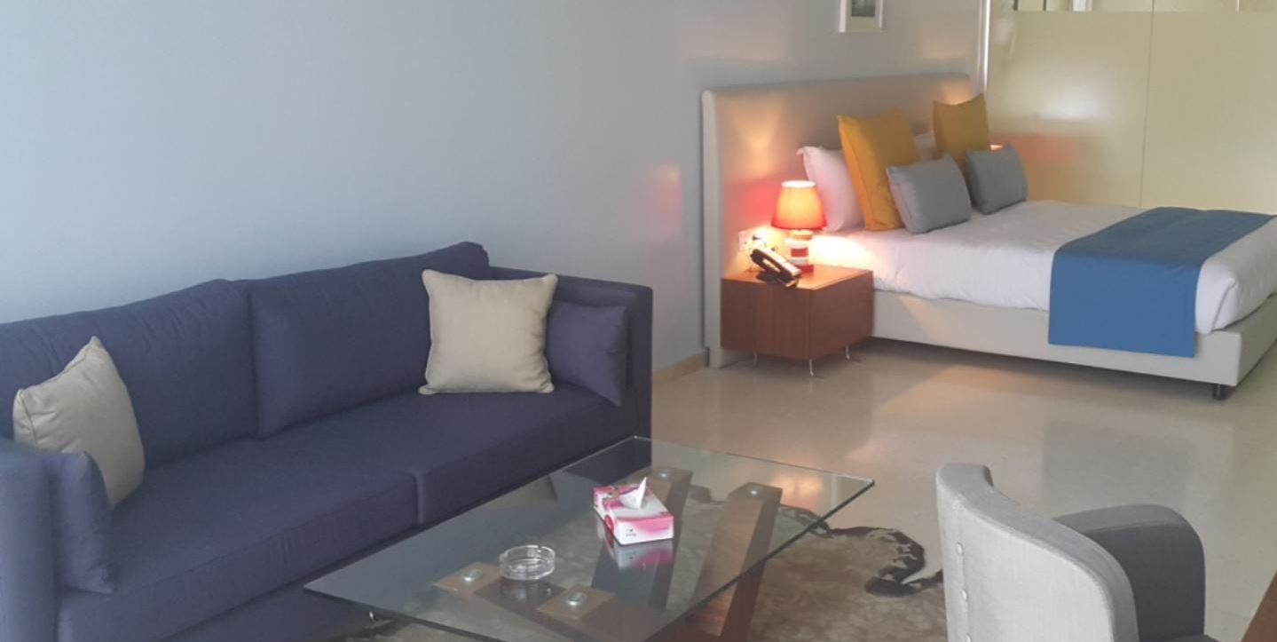 Single Deluxe City View King Bed