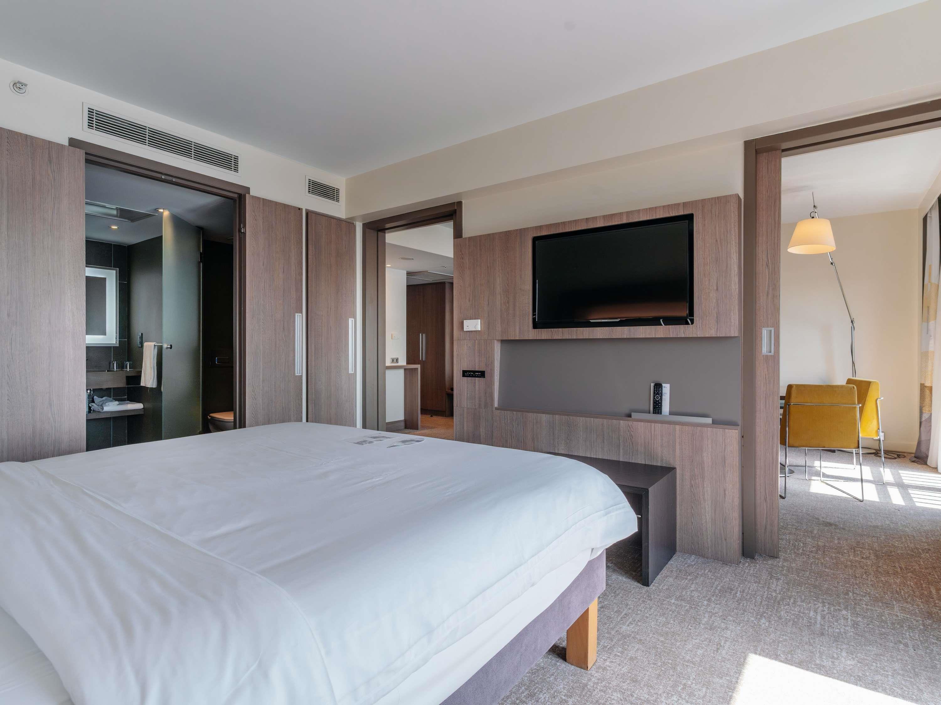 Suite Executive King Bed