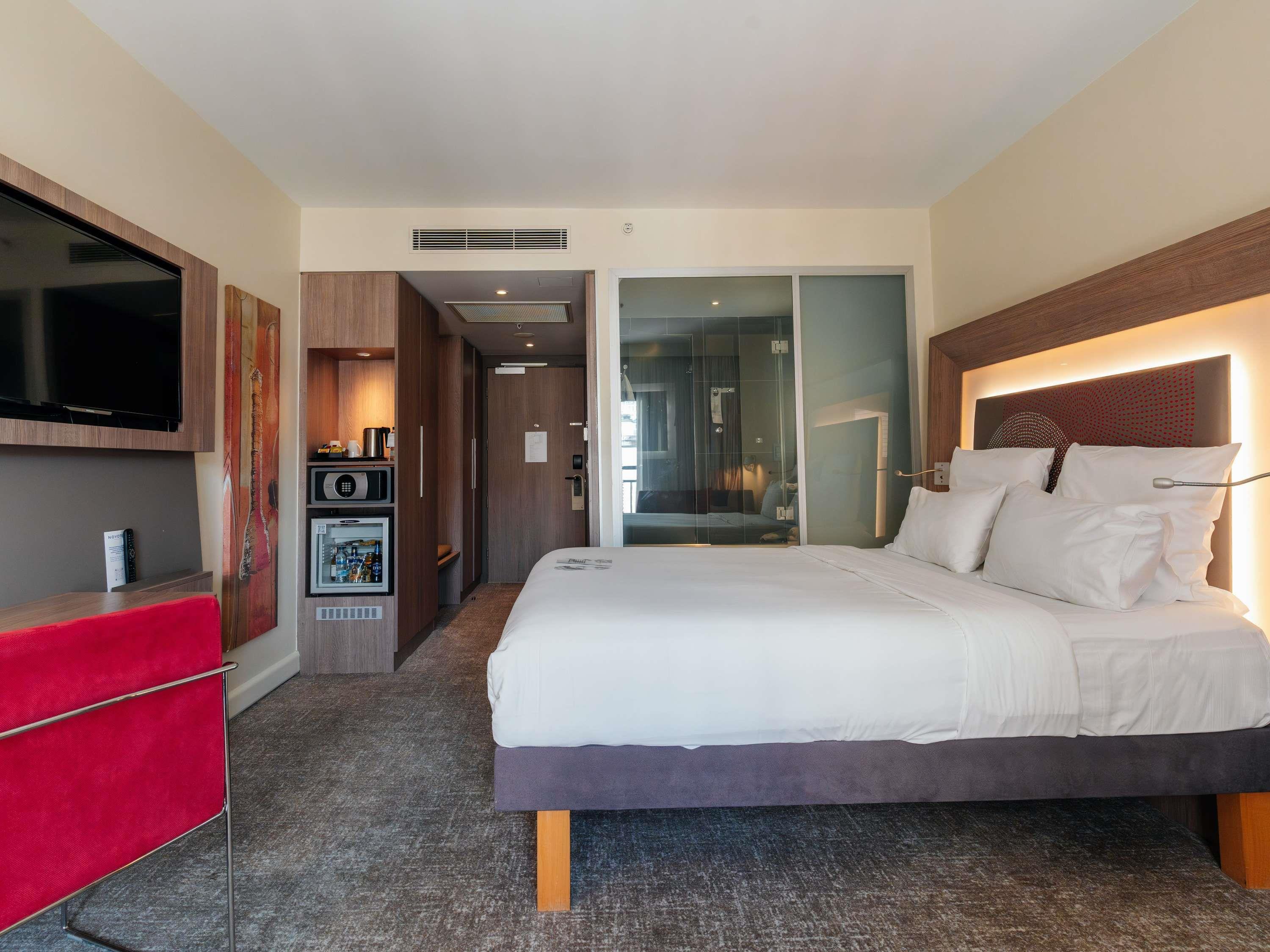 Double Superior Queen Bed