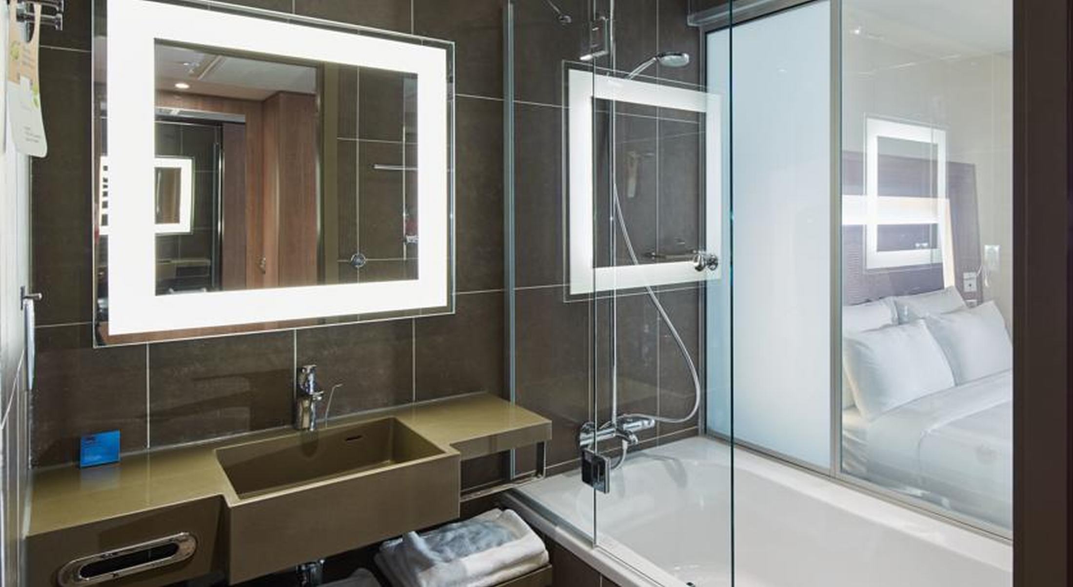 Double or Twin Superior