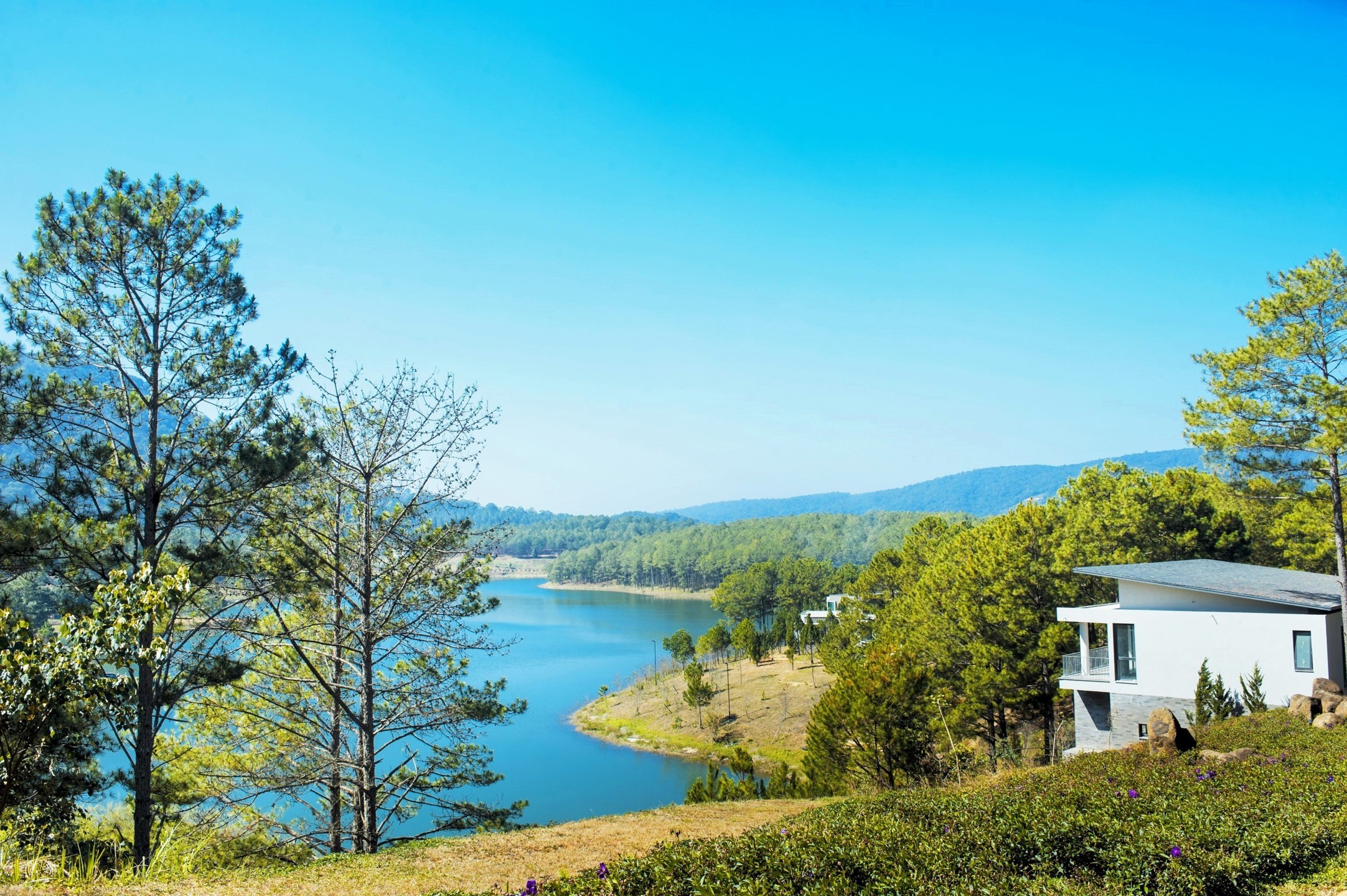 Villa Three Bedrooms Three Bathrooms