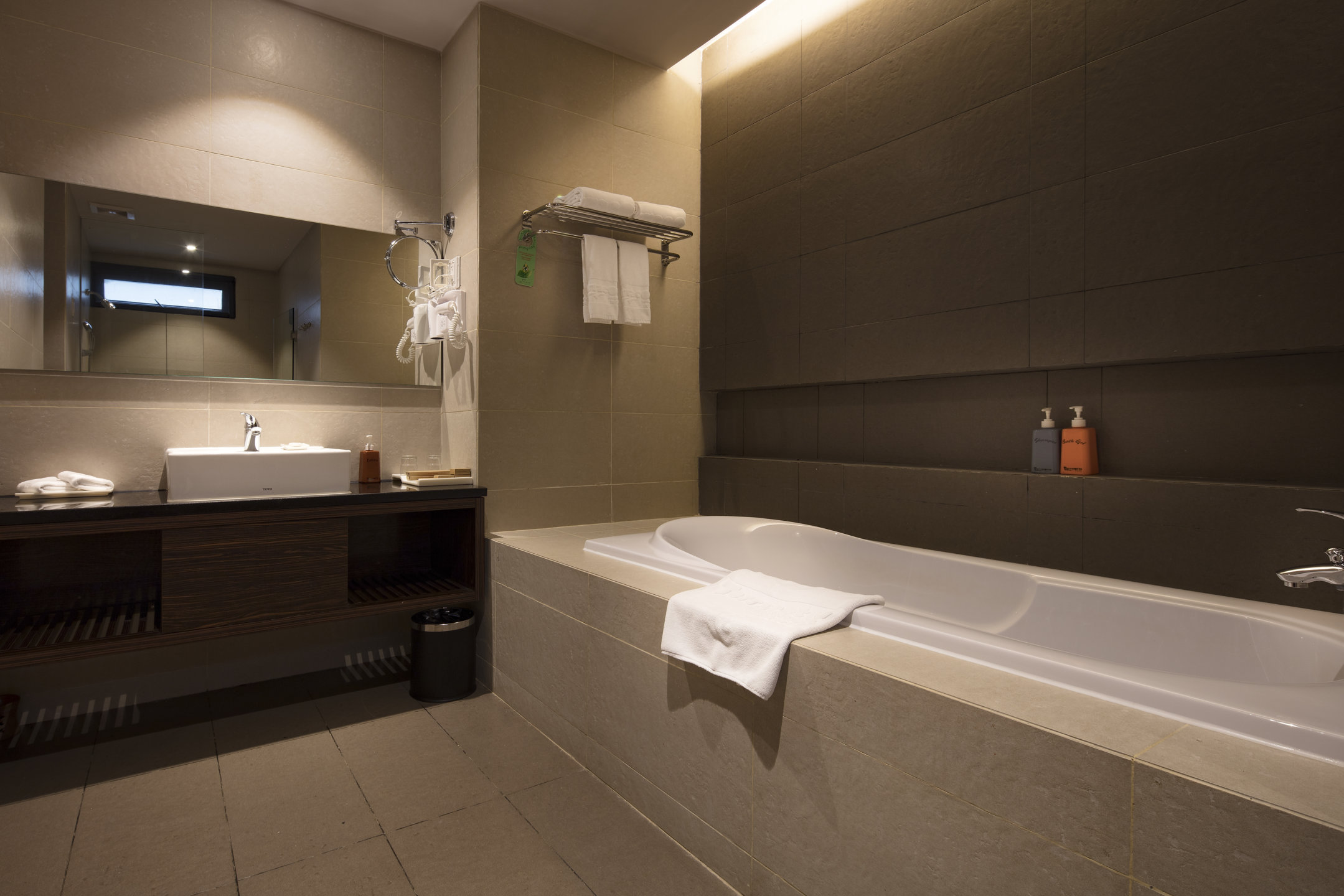 Villa Three Bedrooms Three Bathrooms