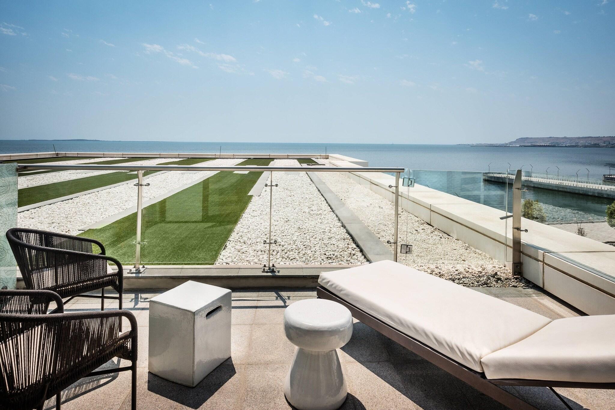 Suite Smoking with Views