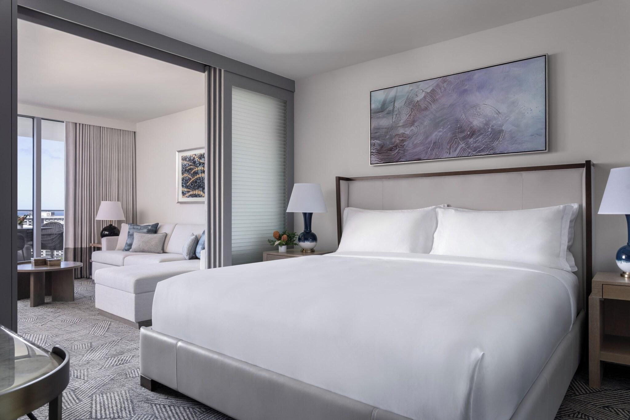 Suite Deluxe with Views