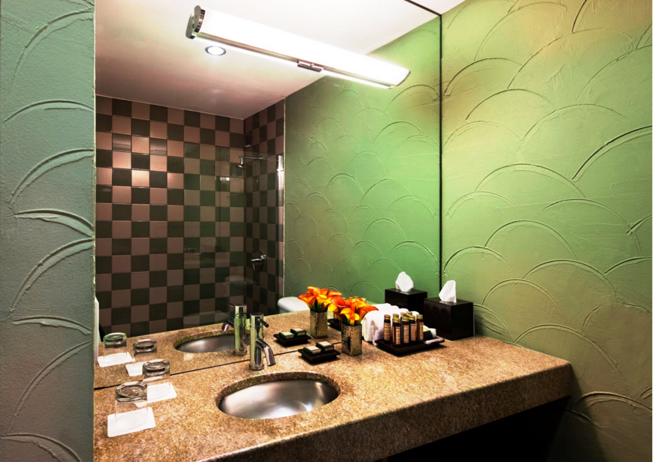 Double Queen Size Bed