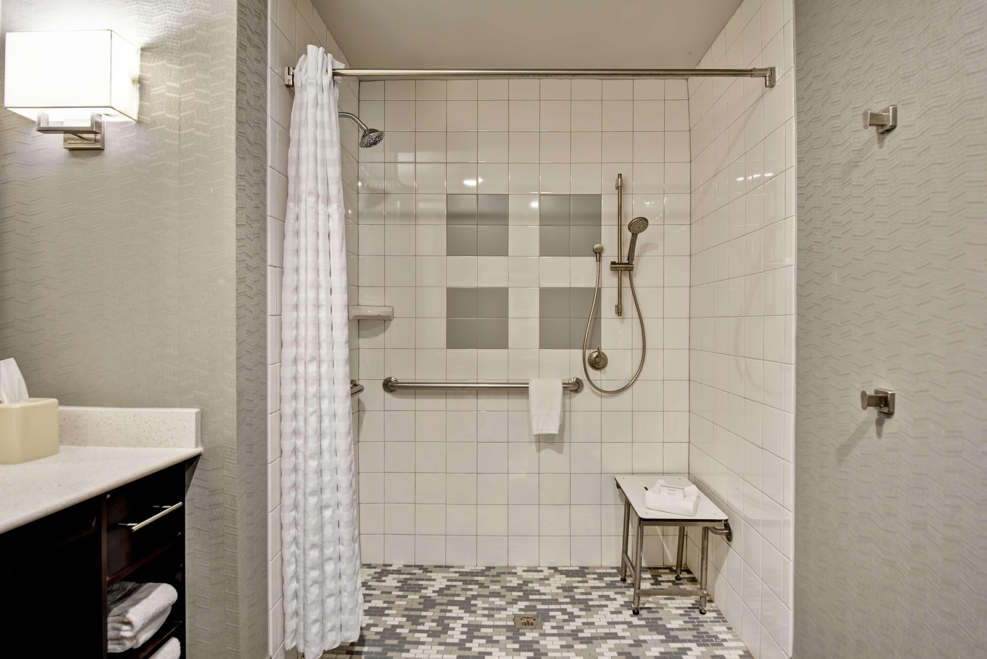 Suite Two Queen Beds