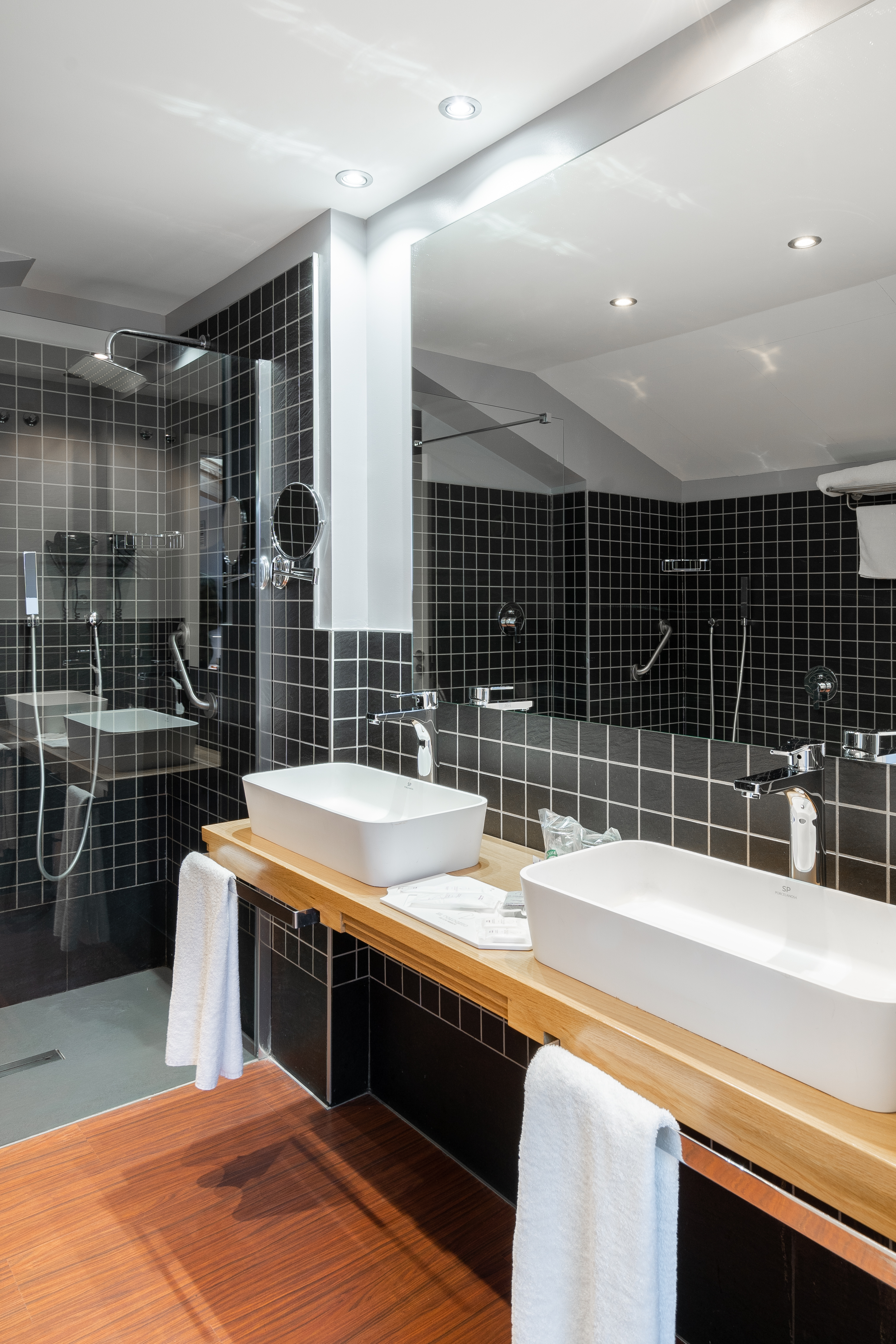 Double Single Superior