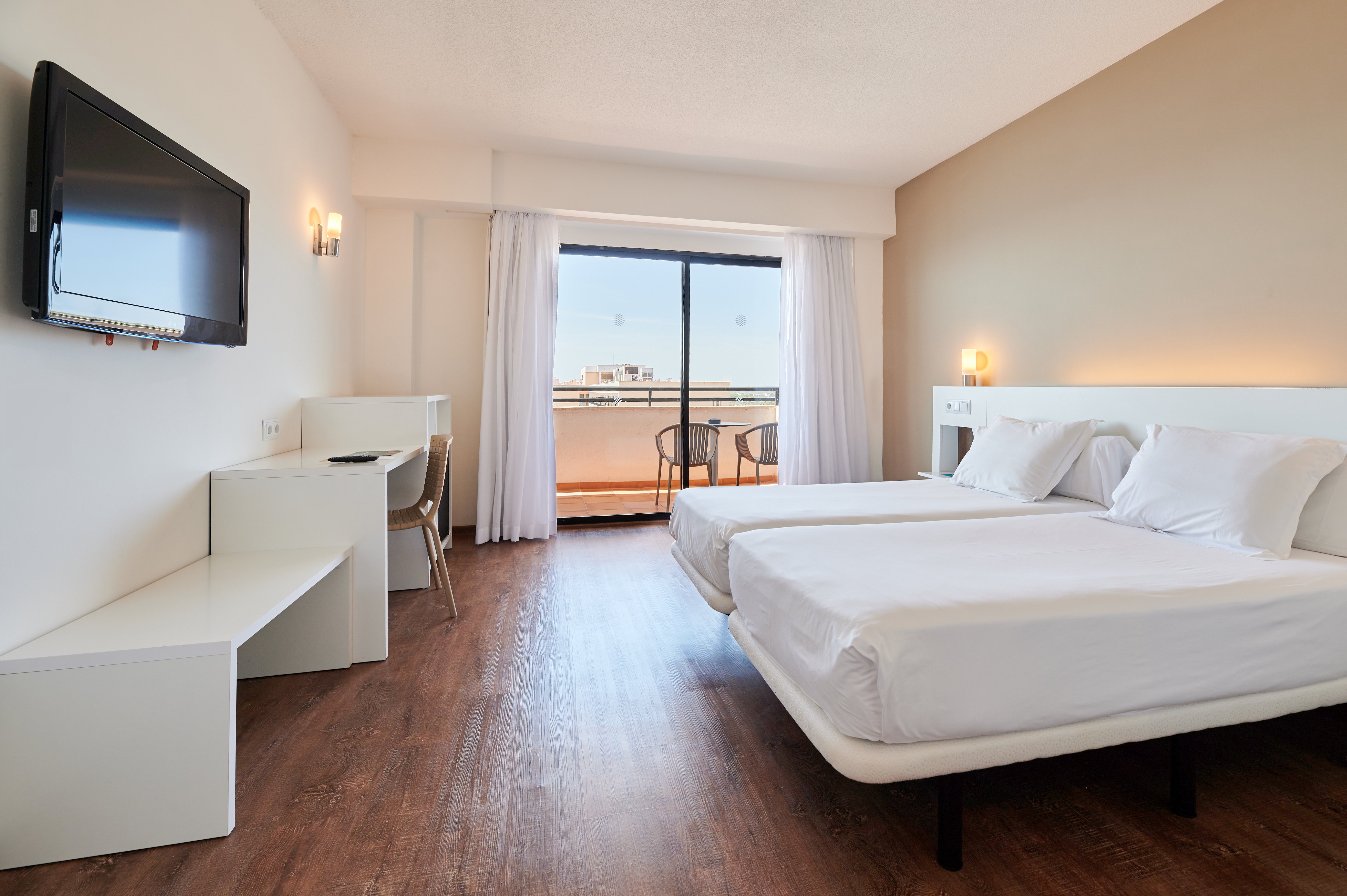 Double or Twin Sea View