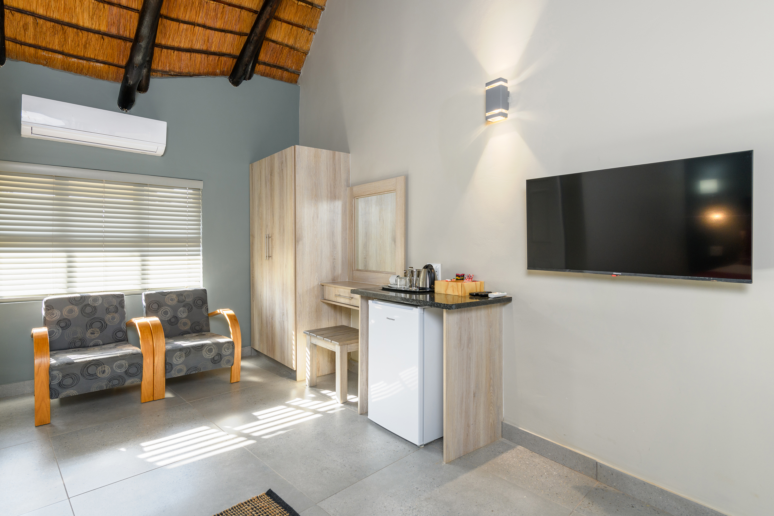 Double Queen Size Bed