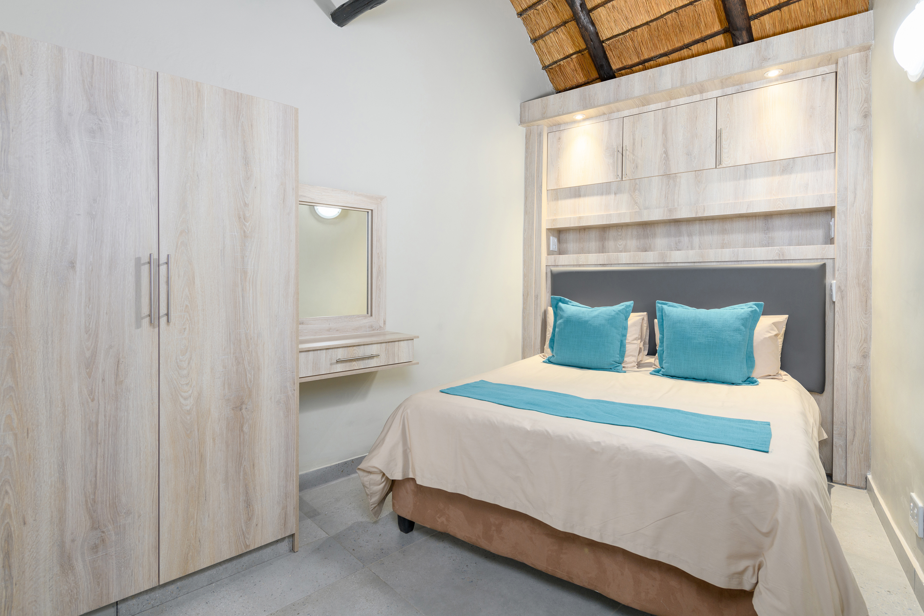 Double Queen Size Bed