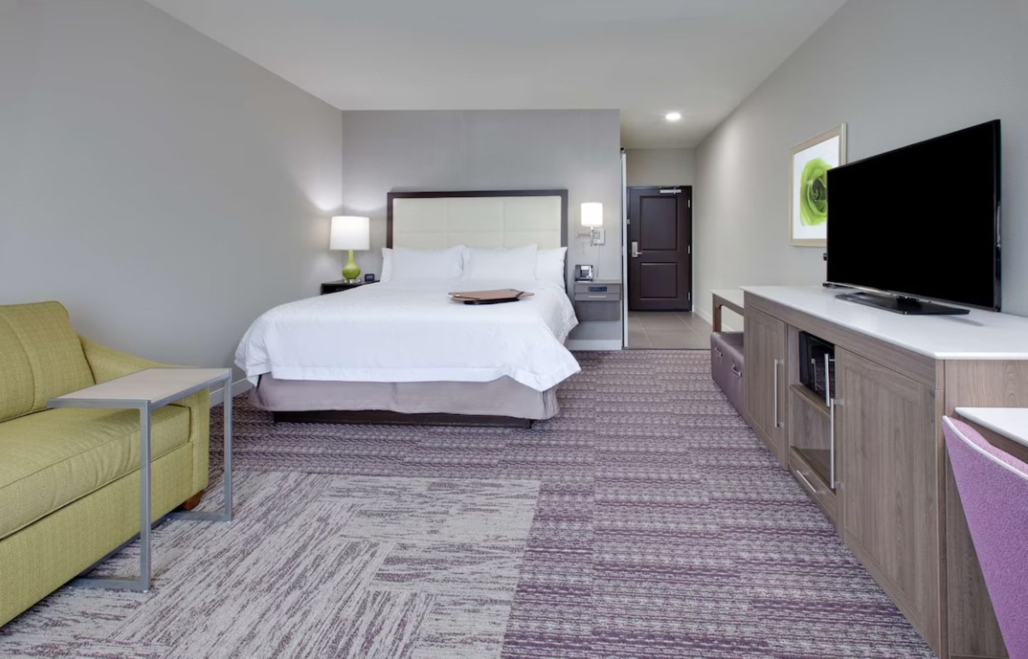 Double King Bed Non Smoking