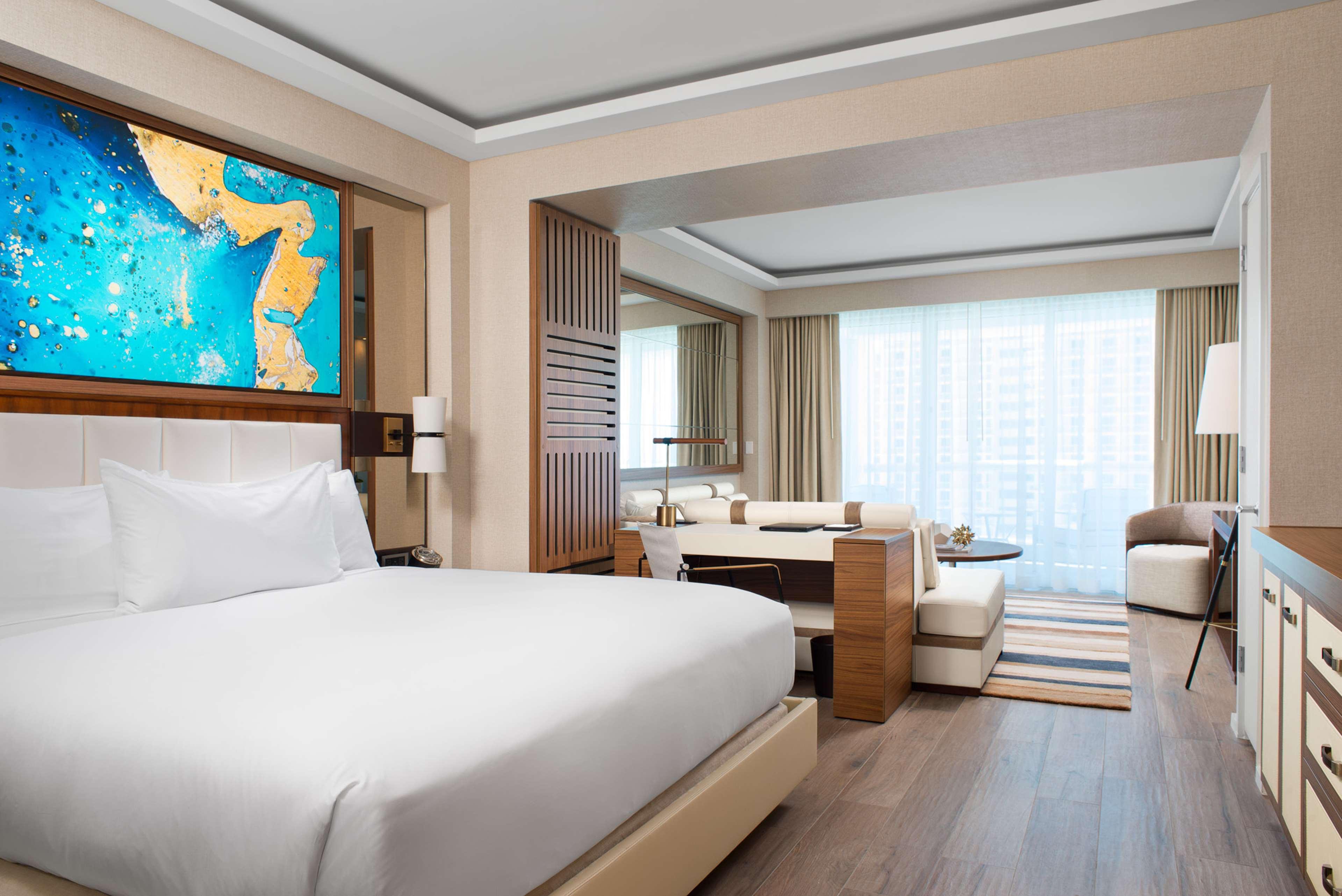 Junior Suite King Size Bed