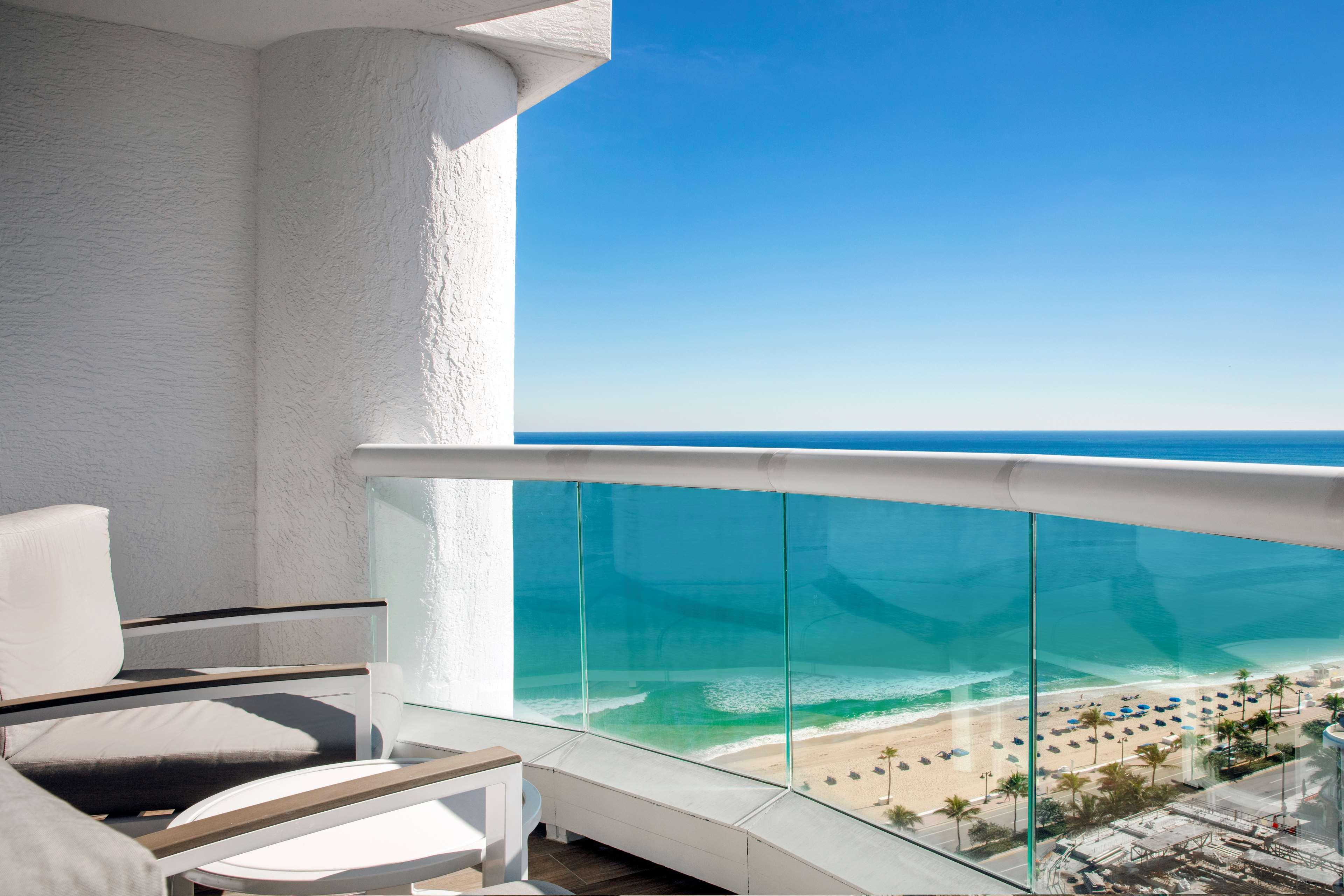 Junior Suite Partial Ocean View