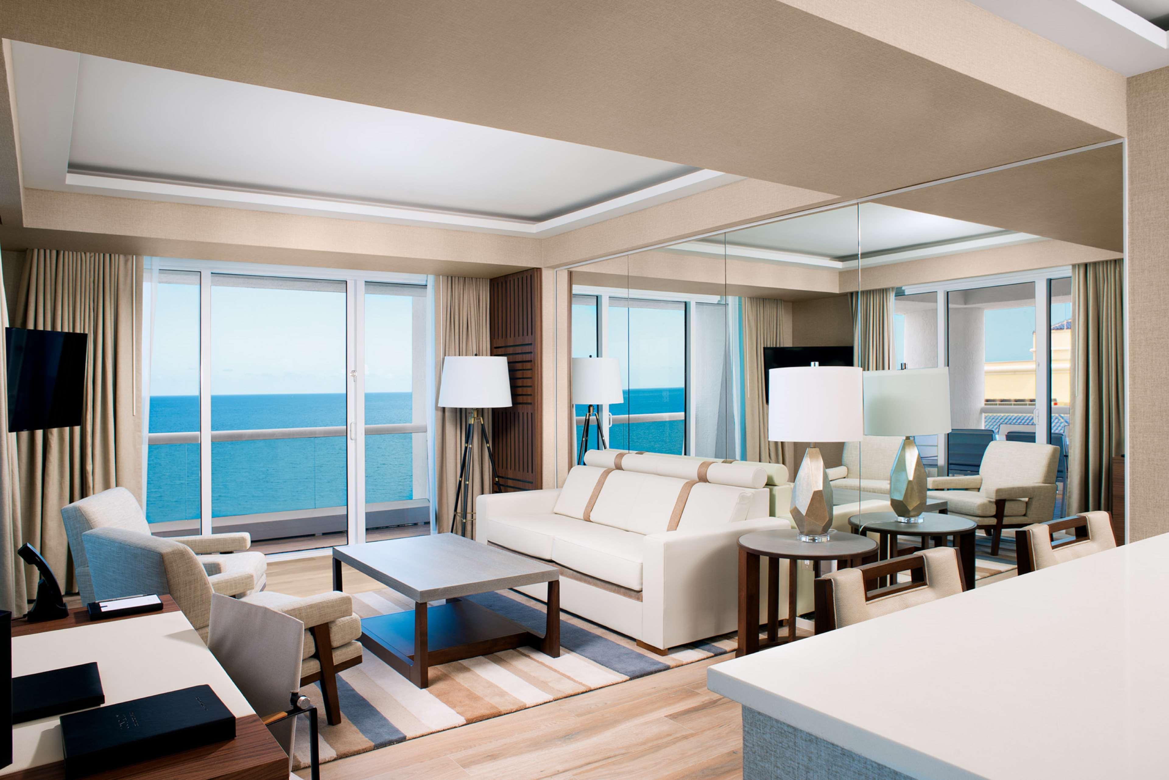 Suite Partial Ocean View