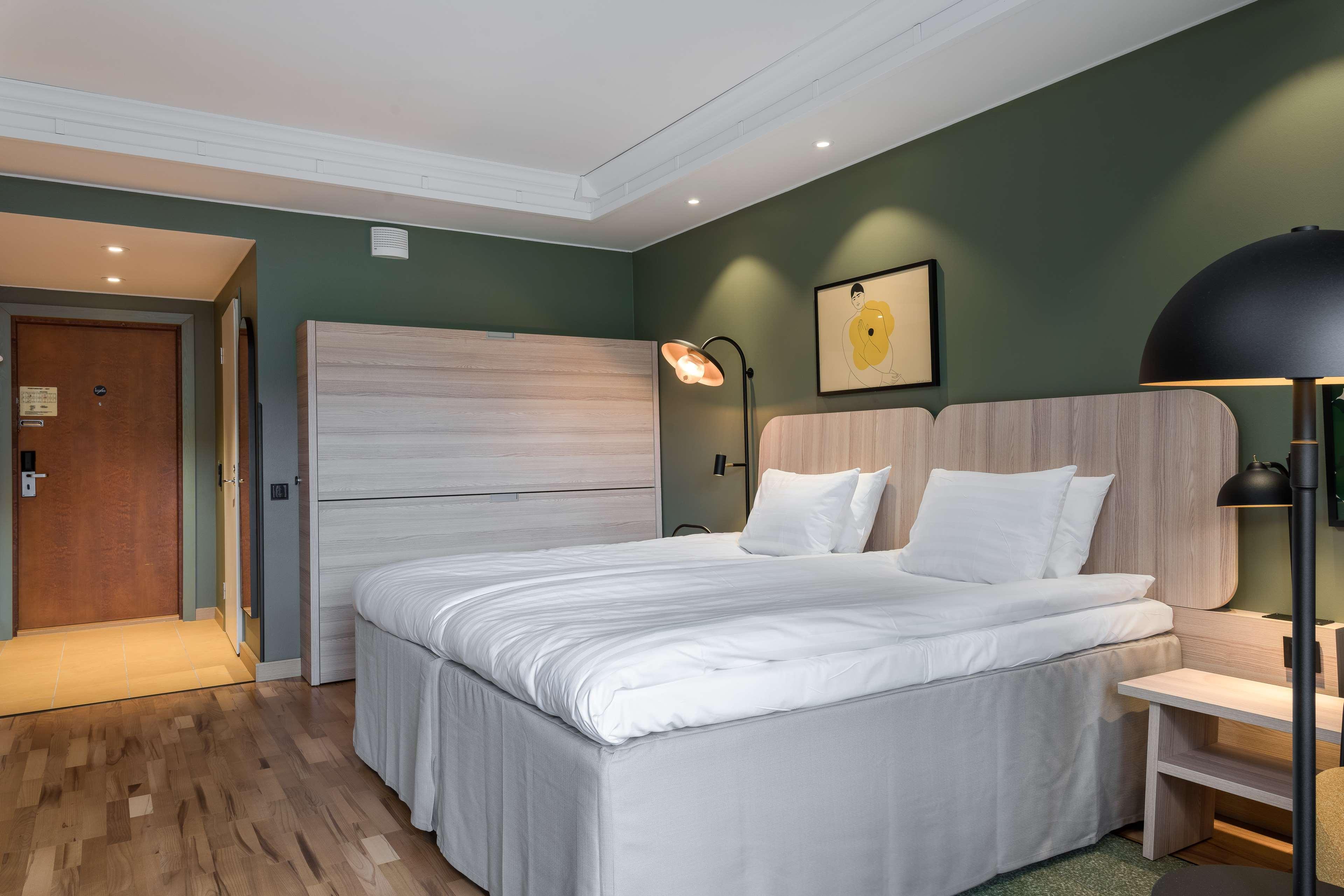 Family Room Superior