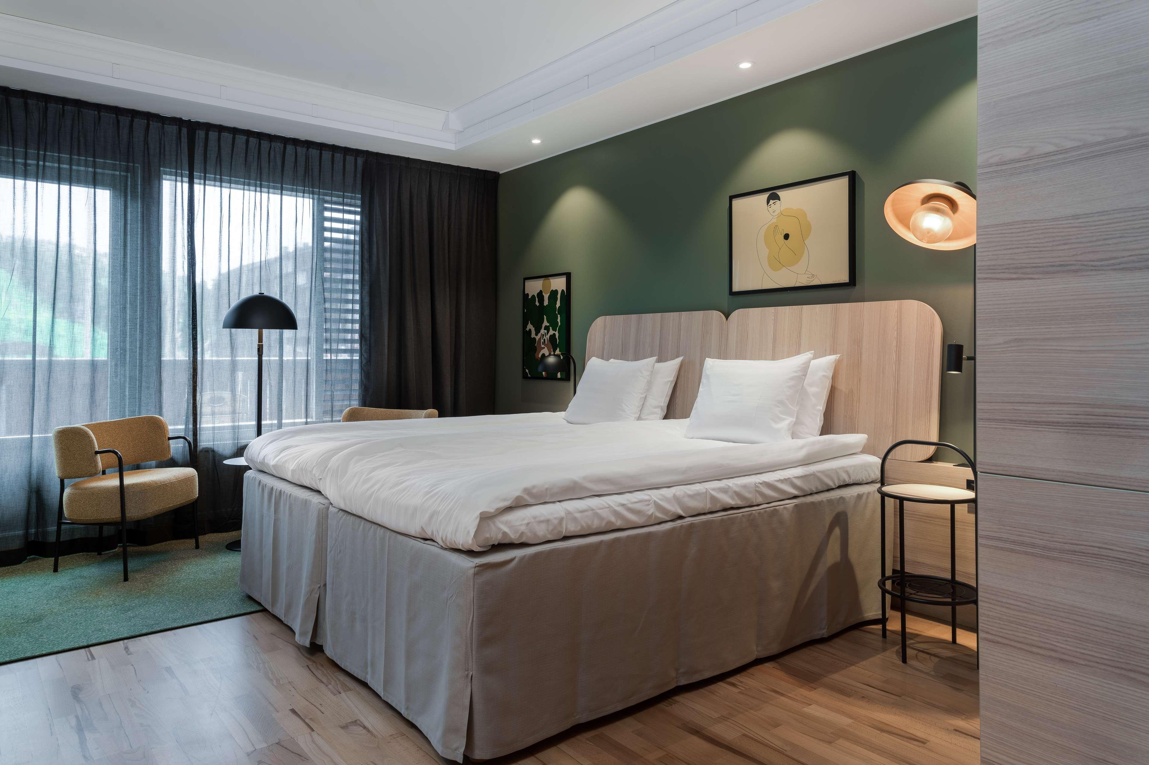 Family Room Superior