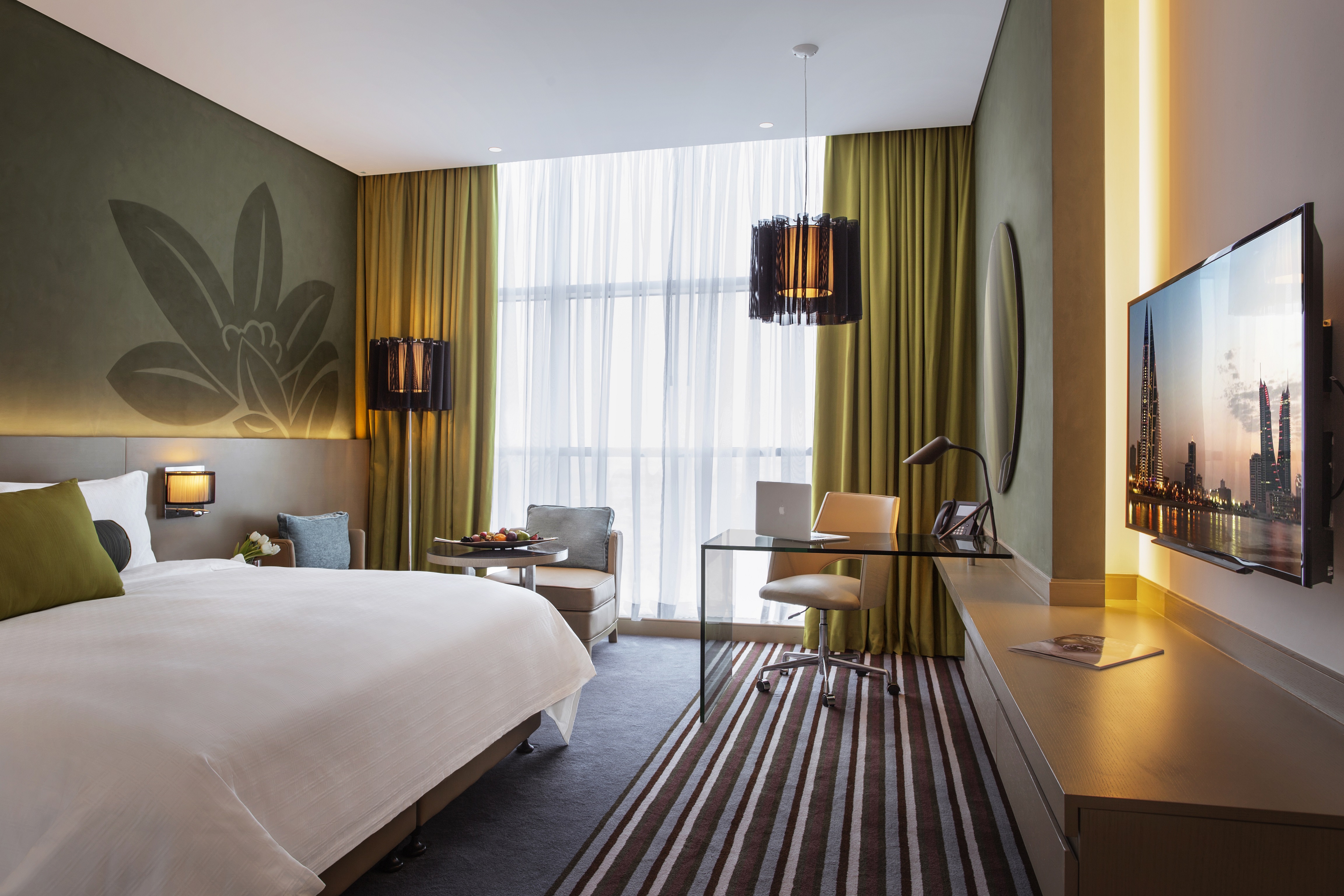 Double Guest Room King Bed