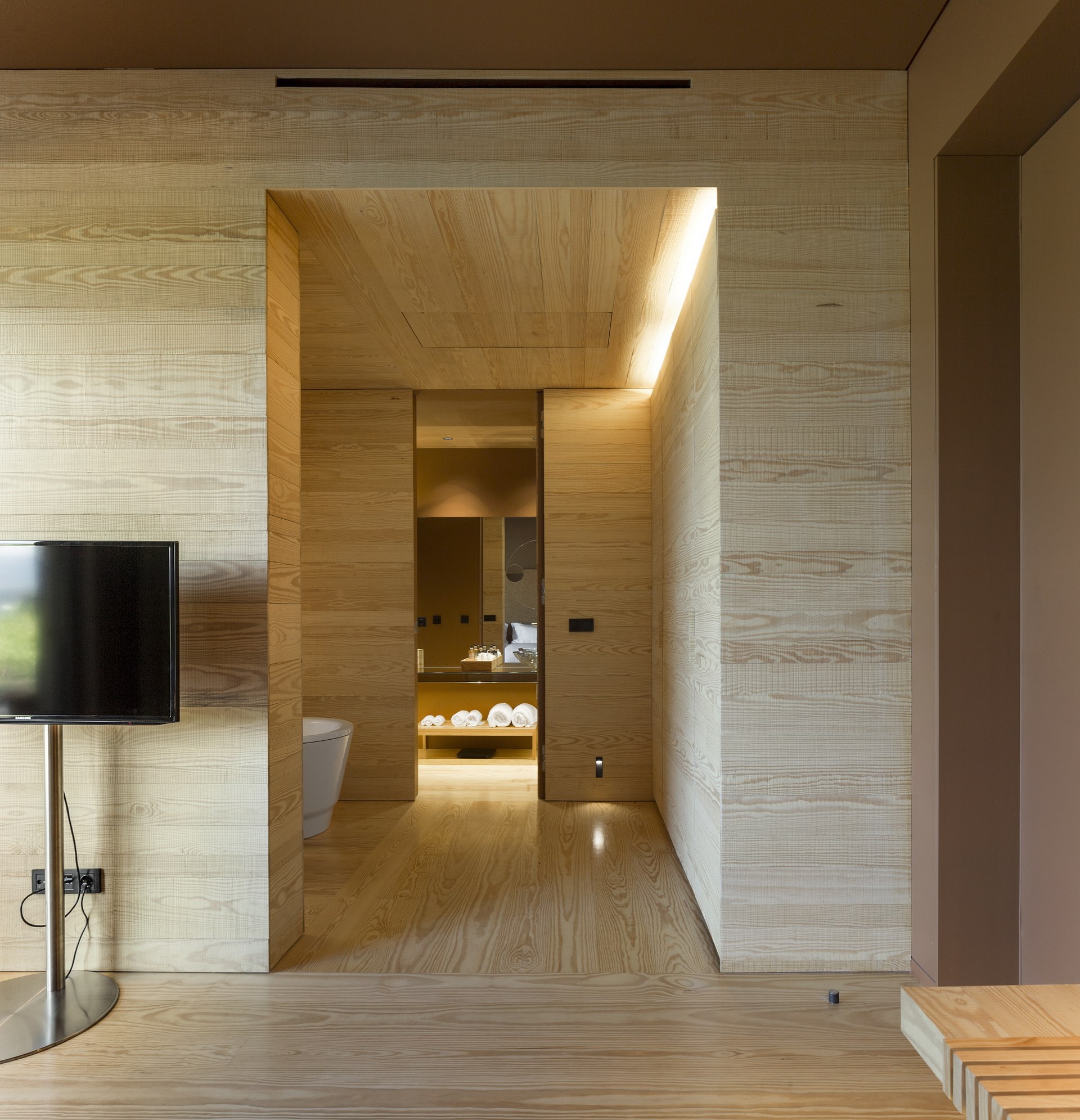 Single Premium Superior