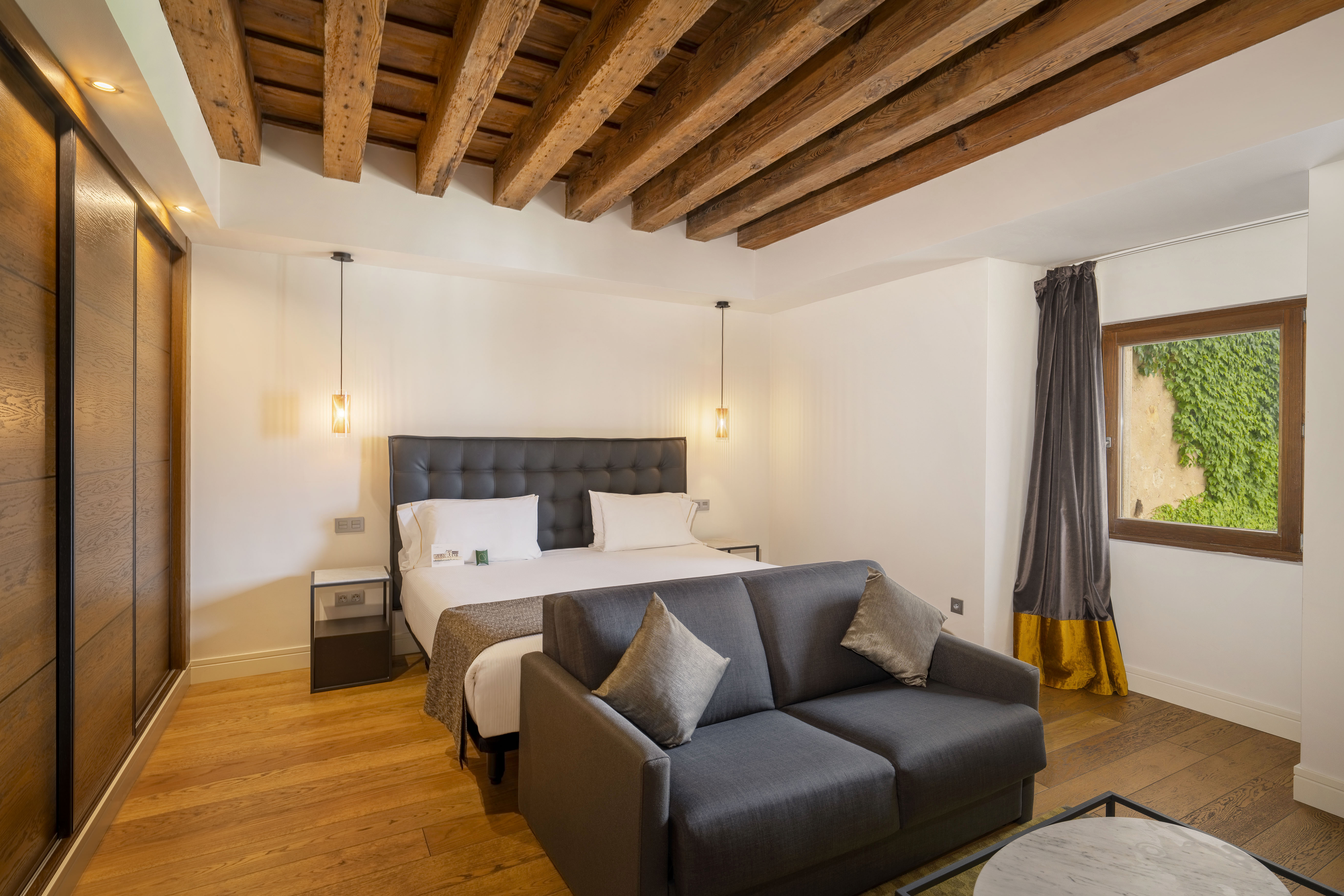 Junior Suite Standard