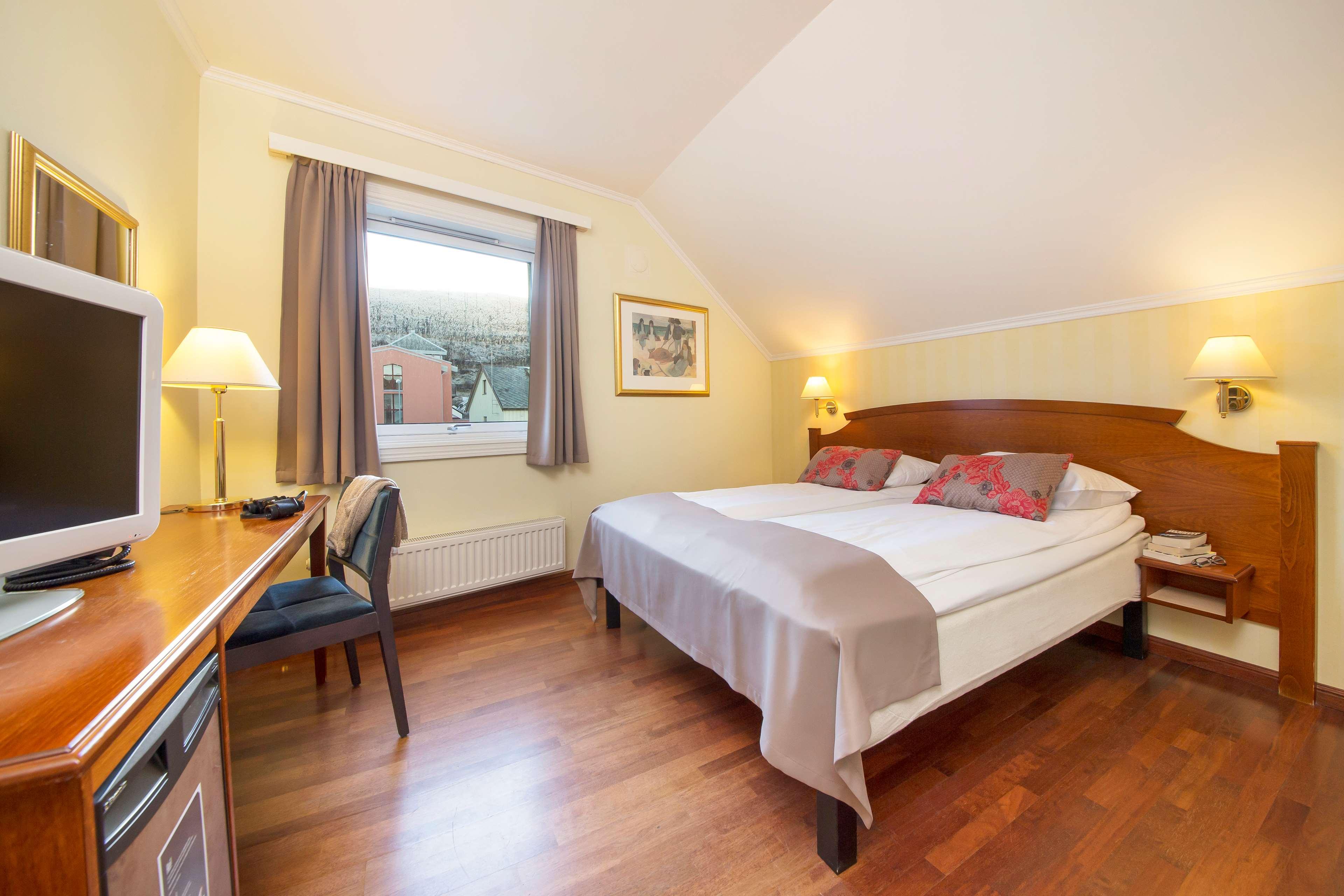 Double Single Queen Size Bed