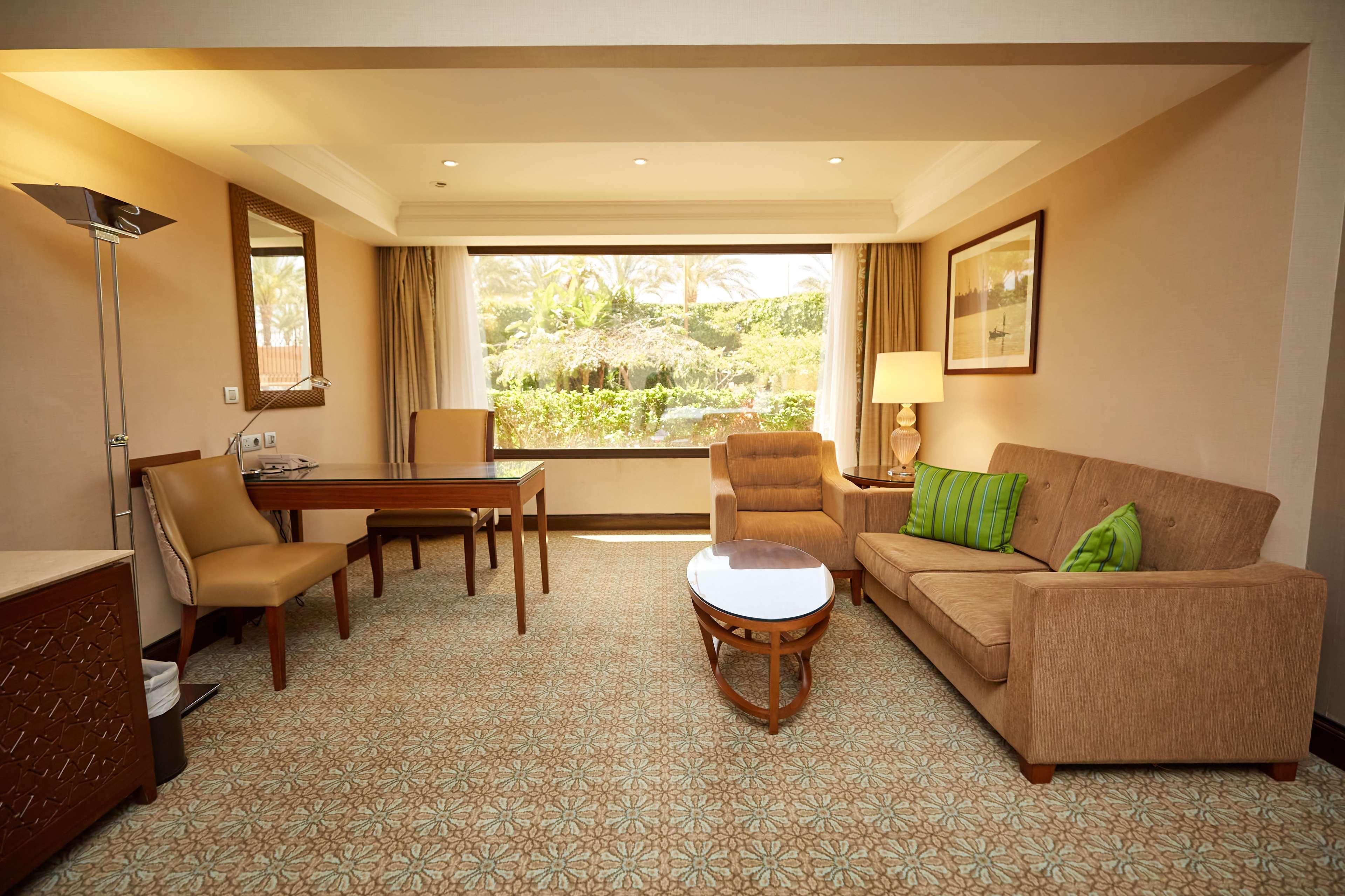 Family Room King Size Bed