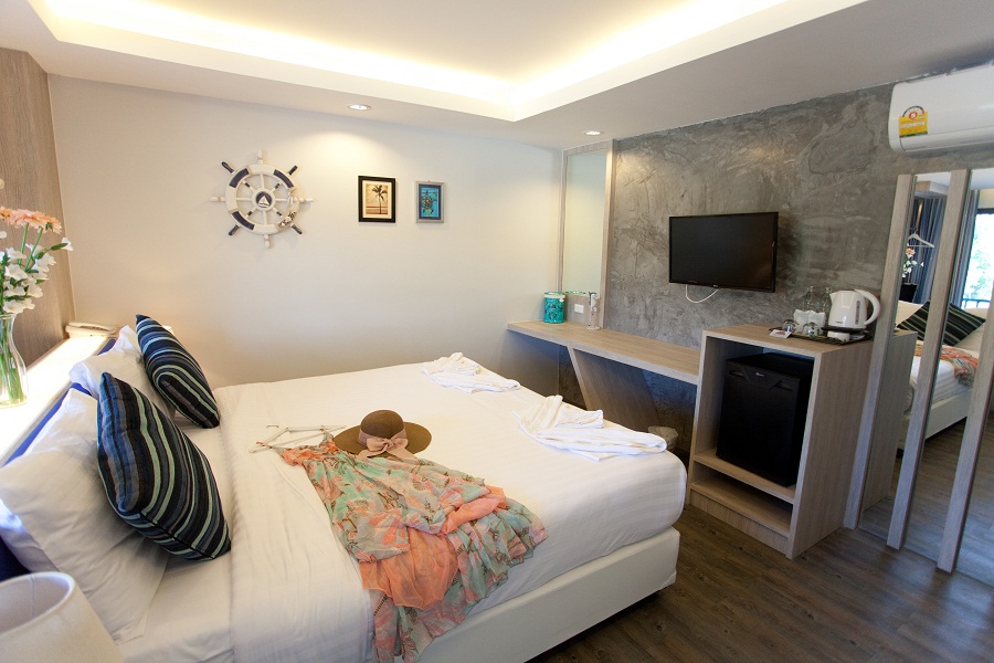 Double or Twin Standard