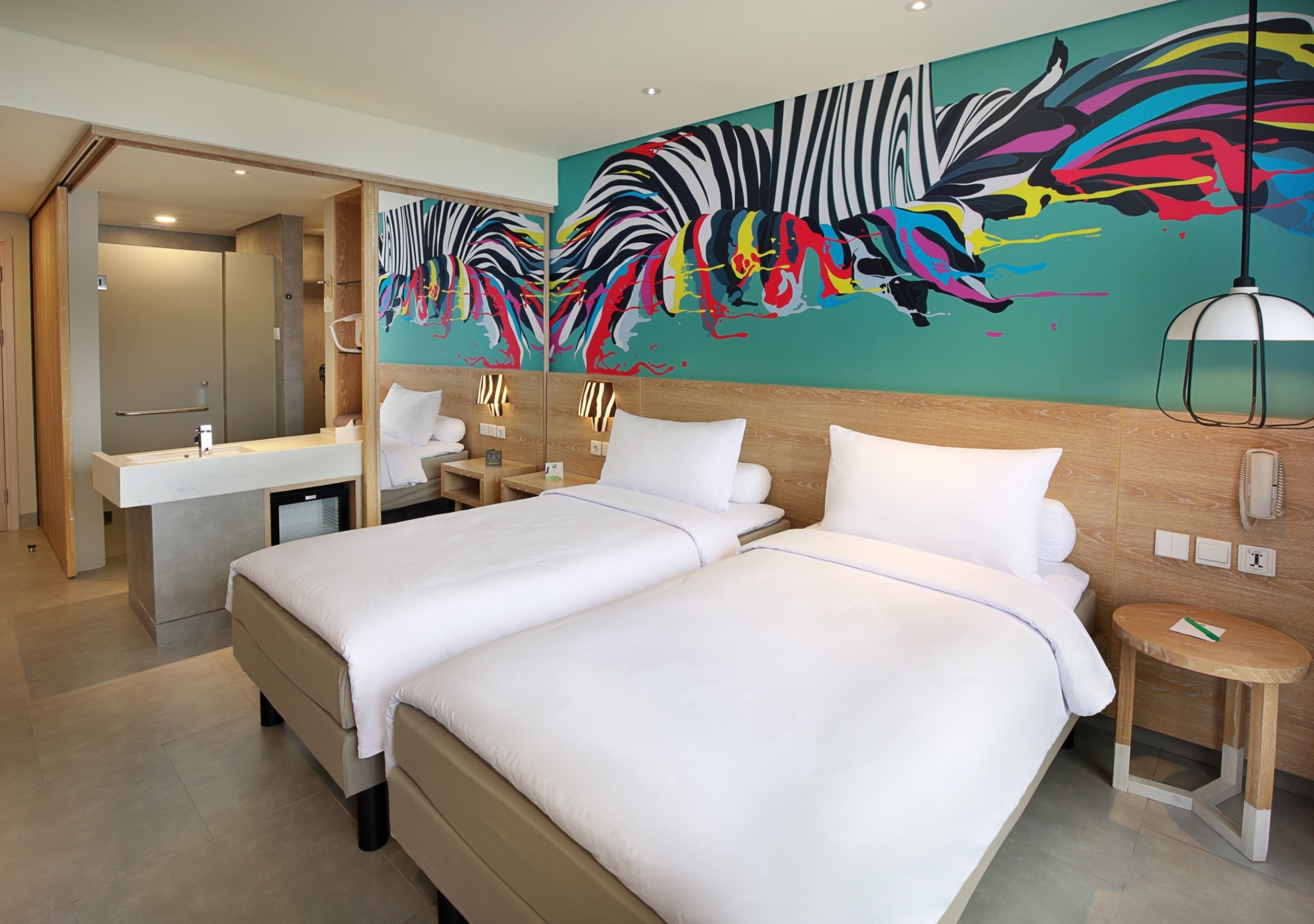 Twin Deluxe Golf View