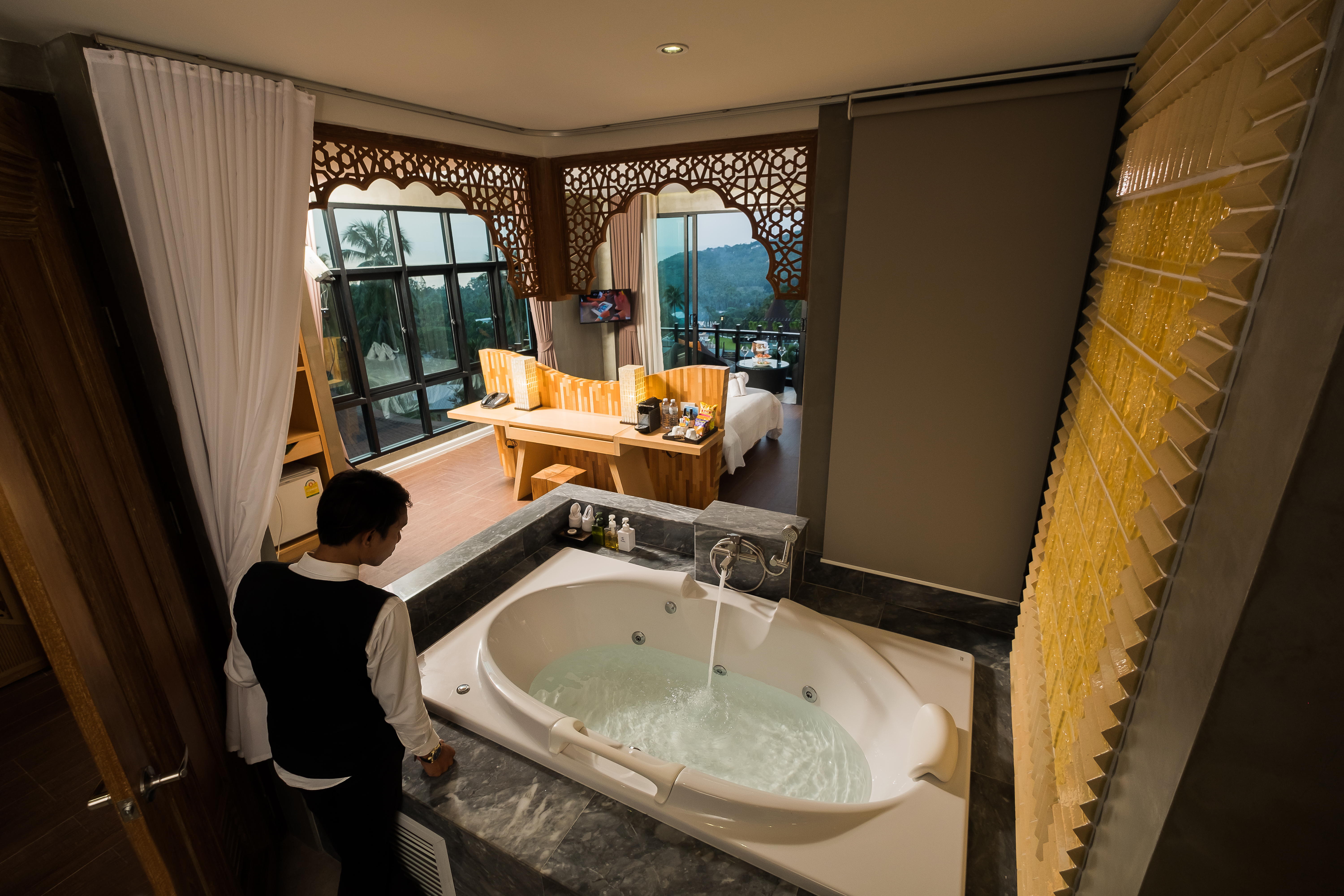 Suite with Jacuzzi