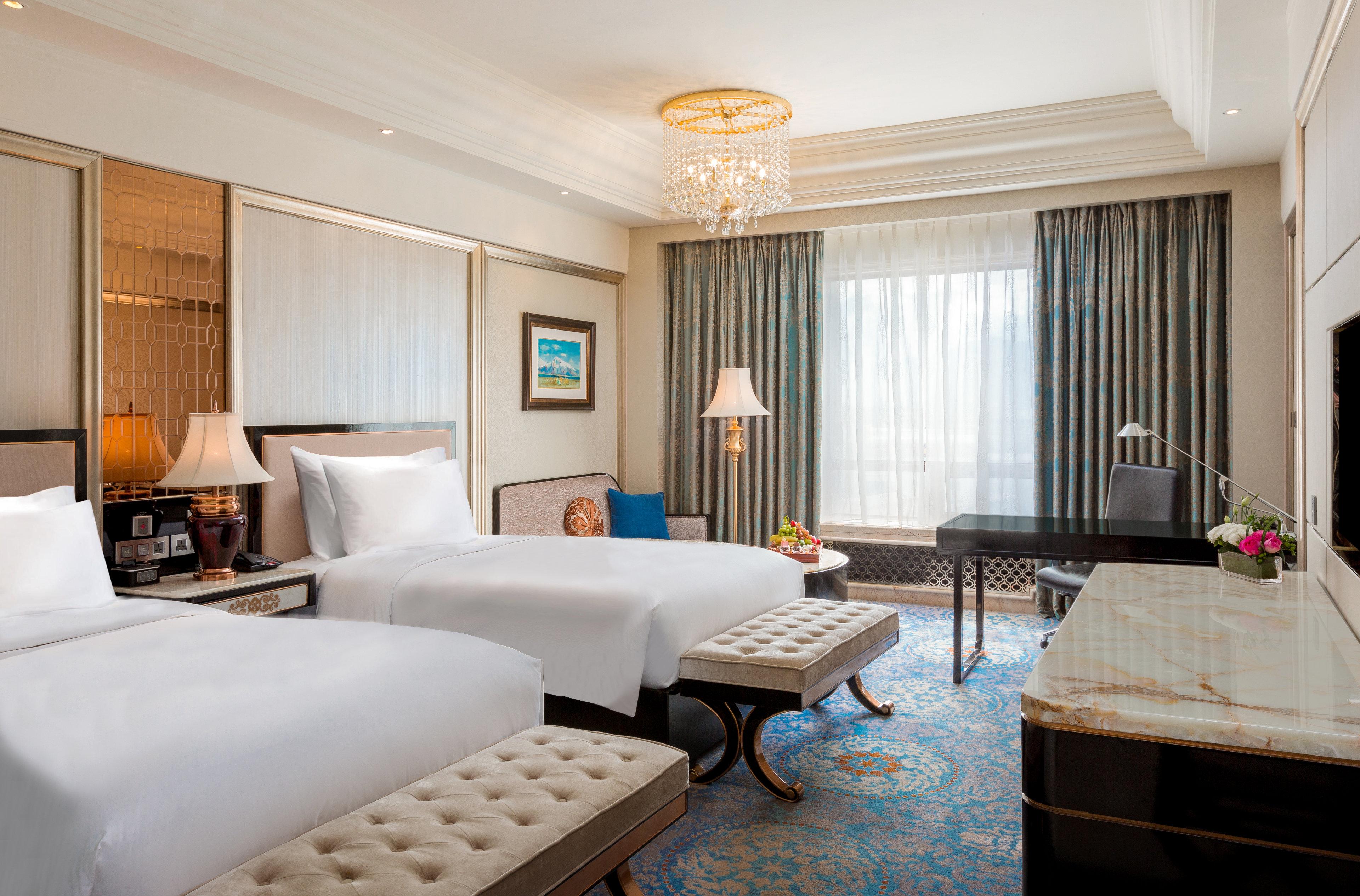 Twin Classic City View