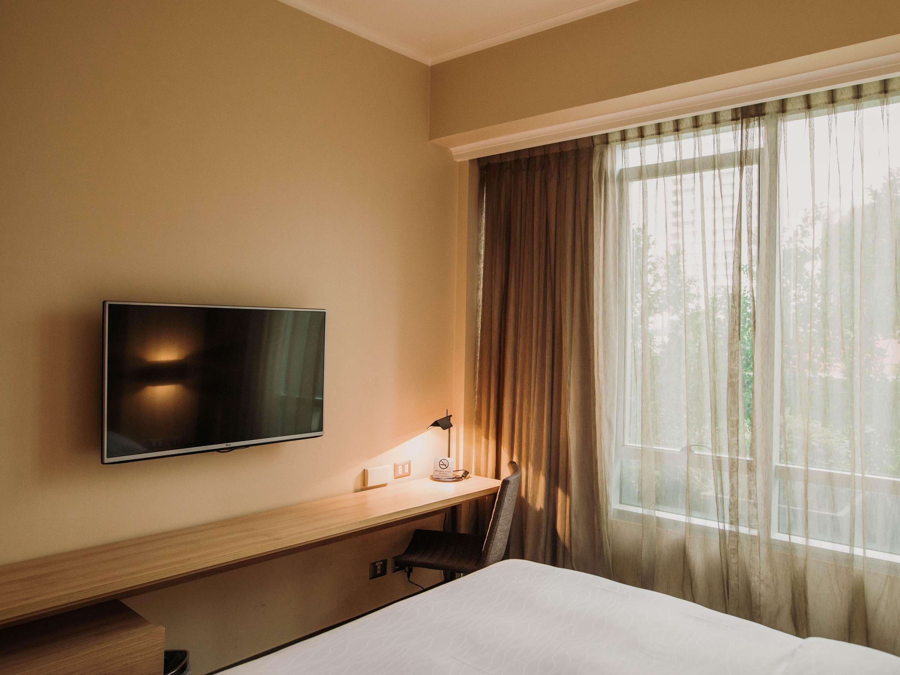 Double Superior King Bed