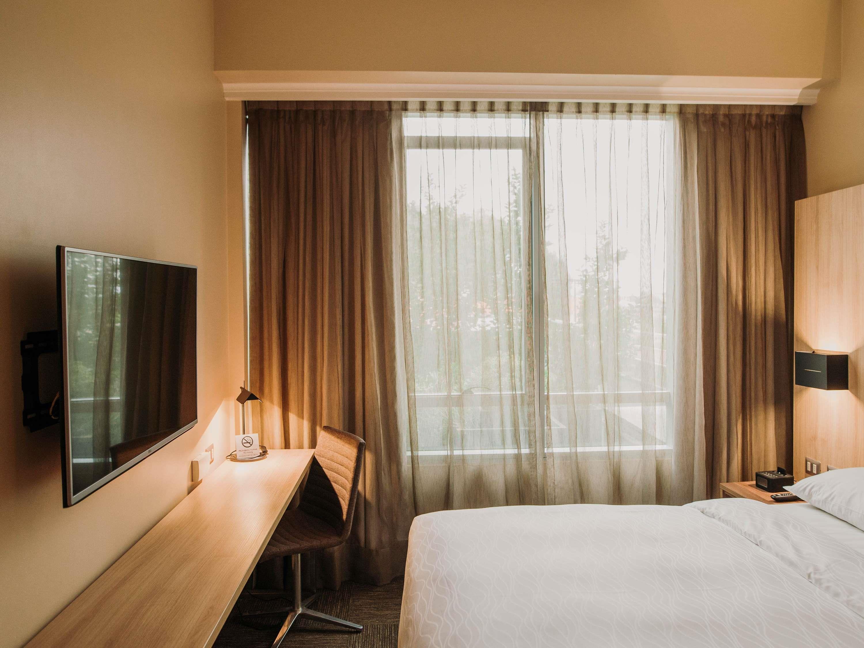 Double Superior King Bed