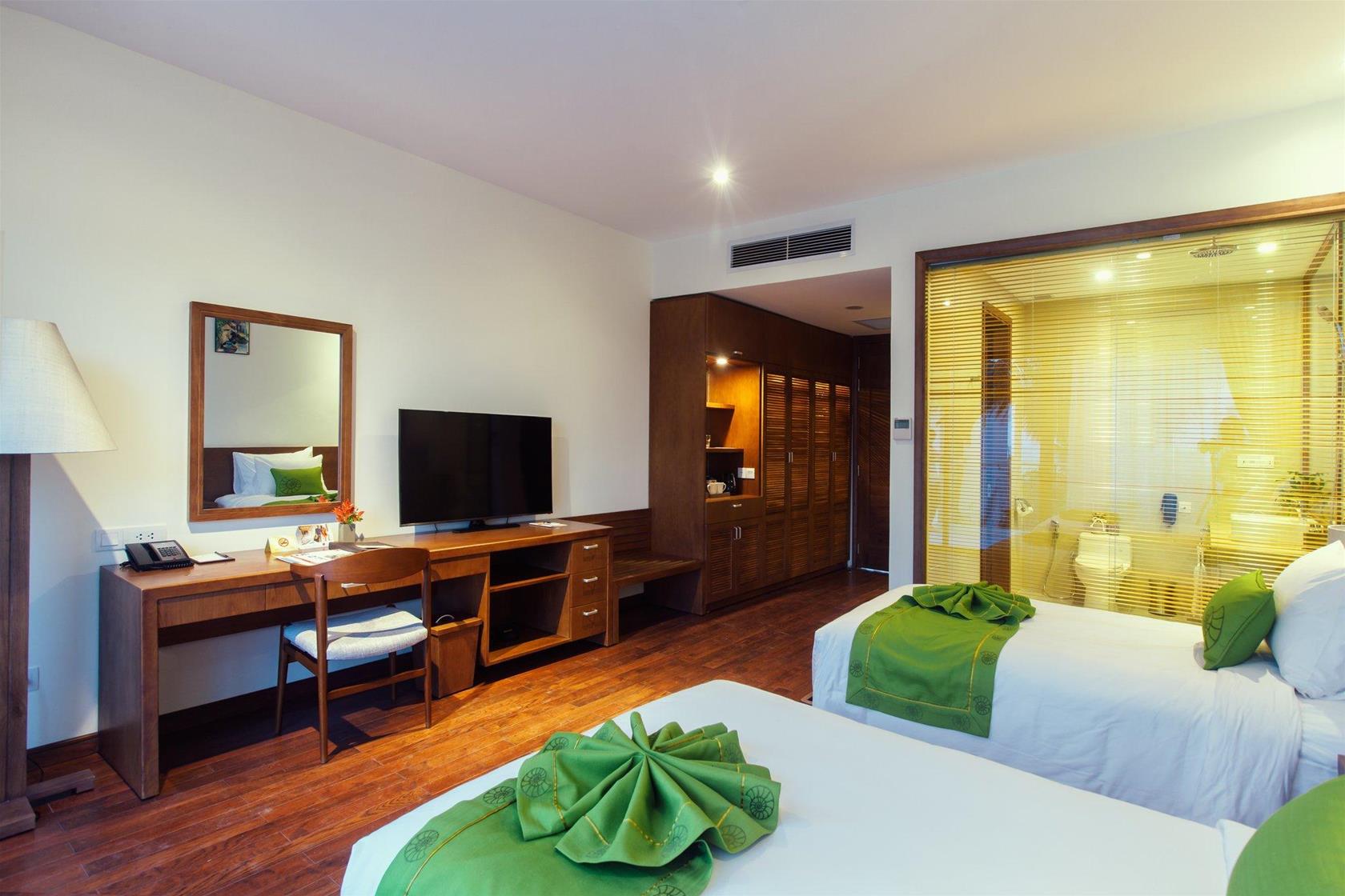 Double or Twin Deluxe Ocean View