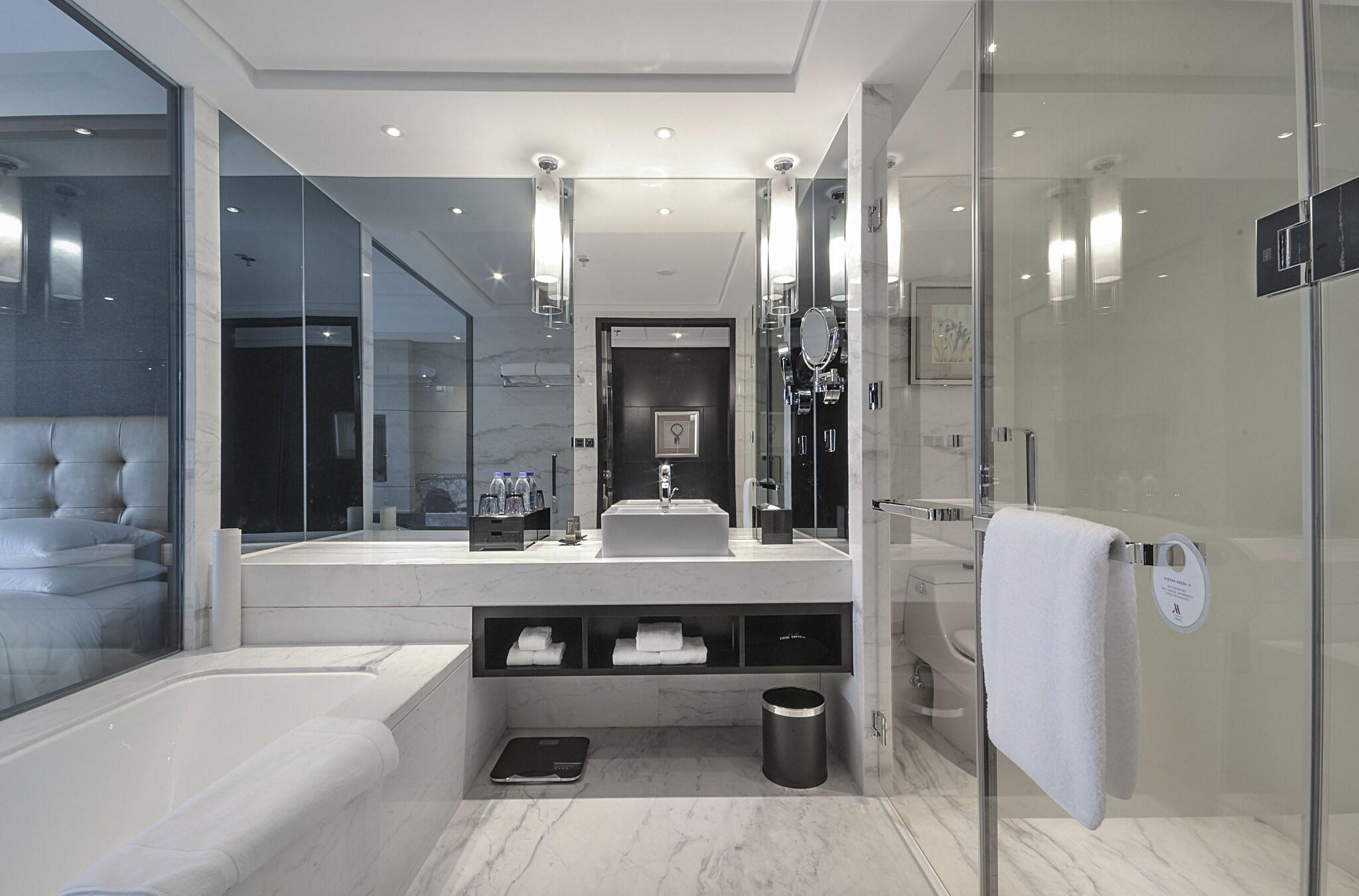 Double City View King Bed