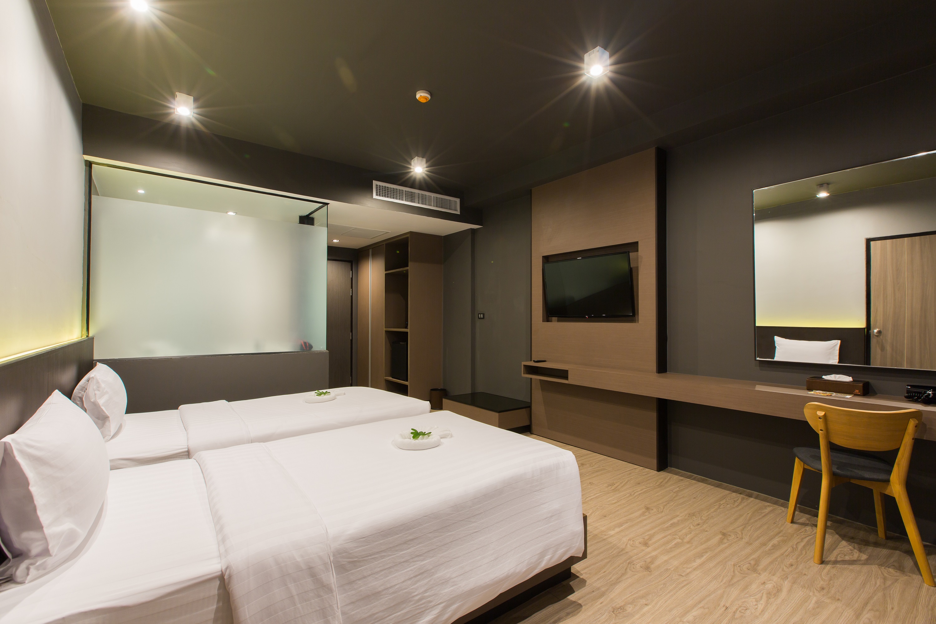 Double or Twin Deluxe