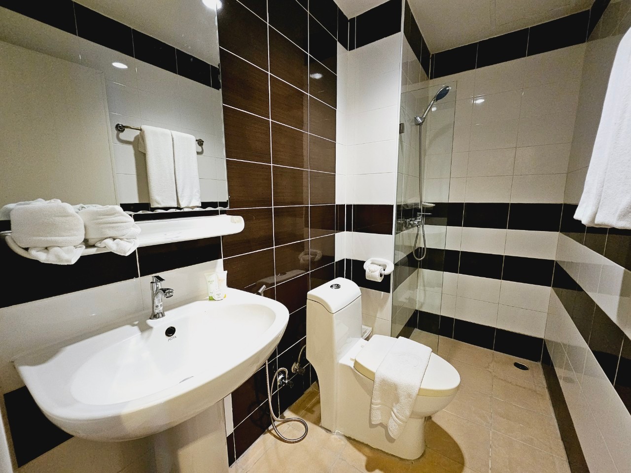 Double or Twin Deluxe