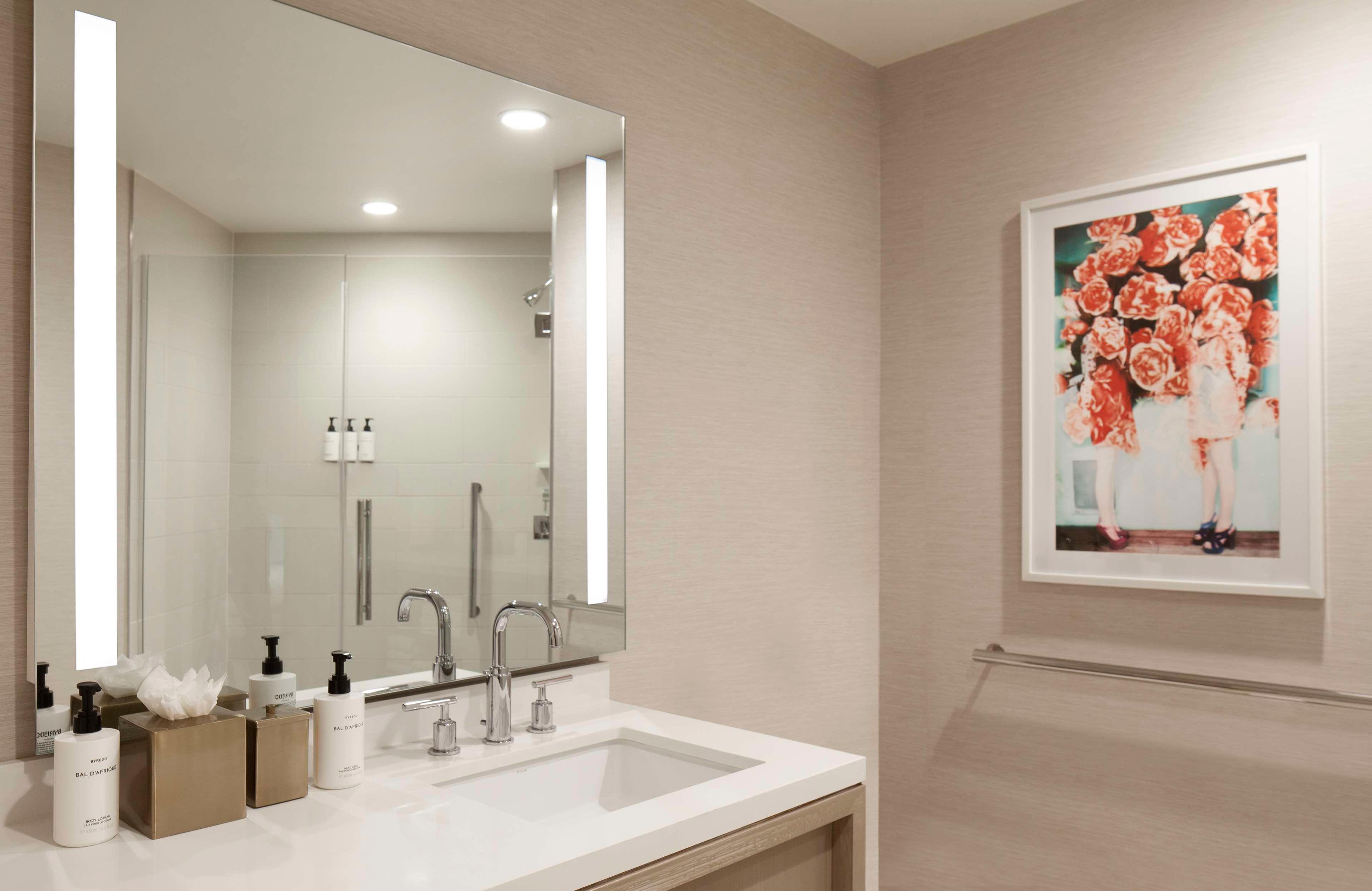 Junior Suite King Size Bed