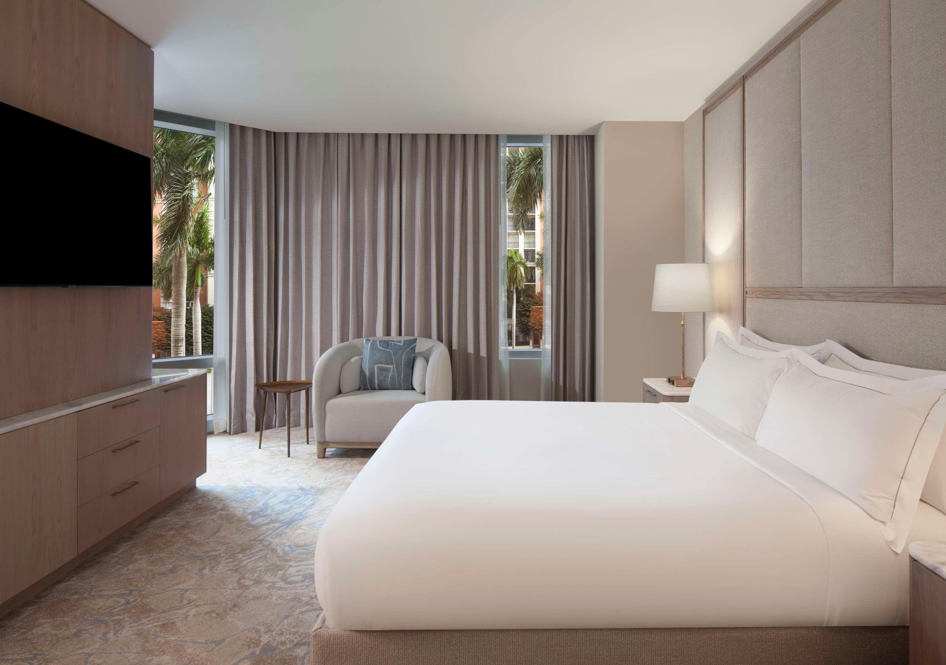 Junior Suite King Size Bed