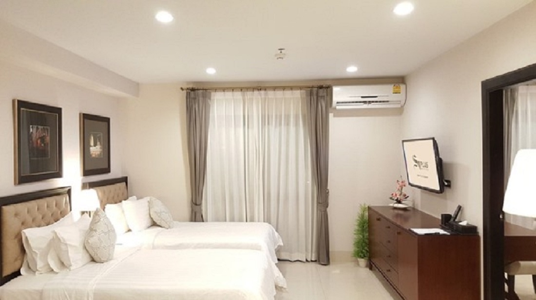 Family Room Two Bedrooms One Bathroom