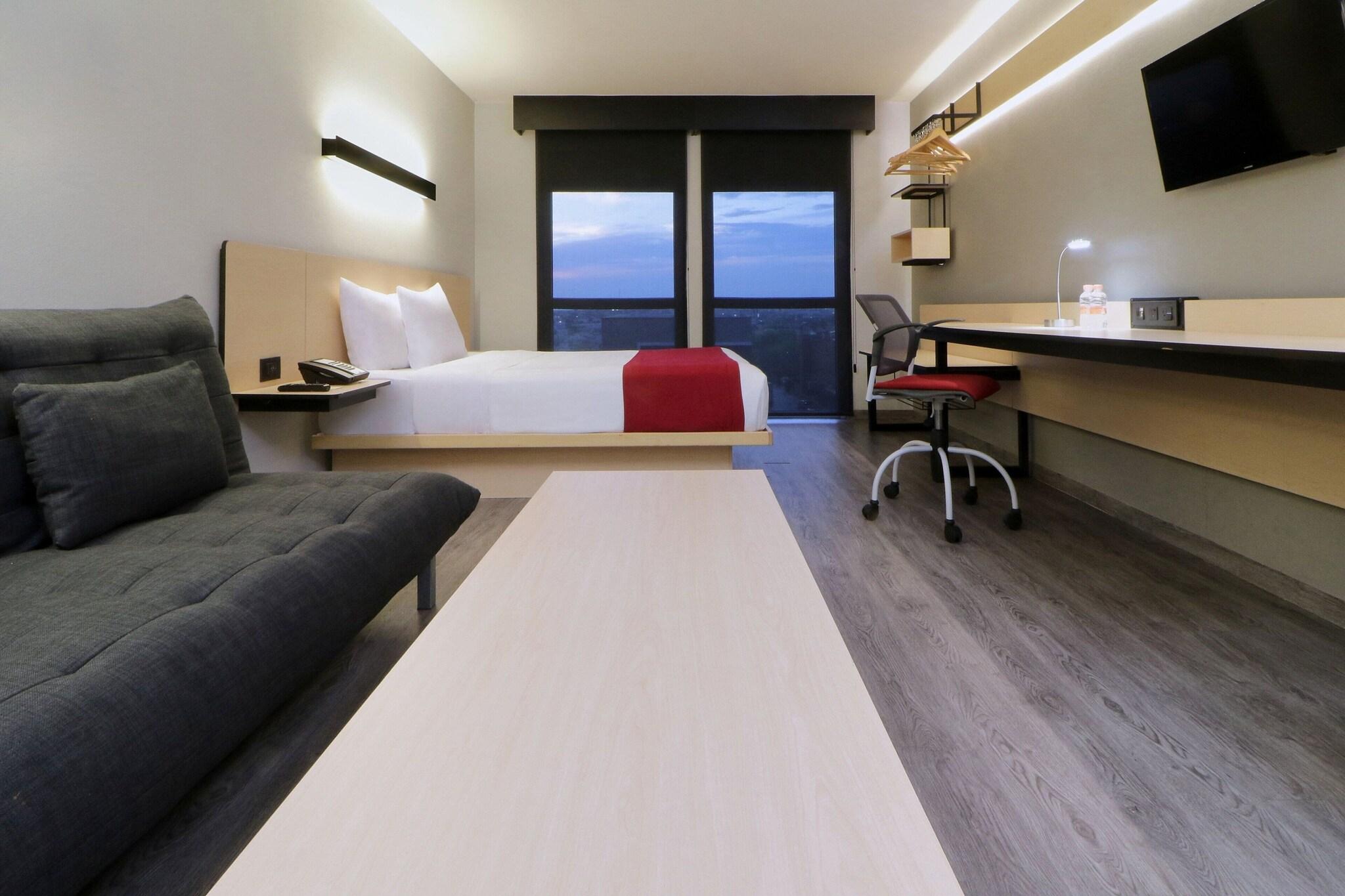 Double Superior Queen Bed