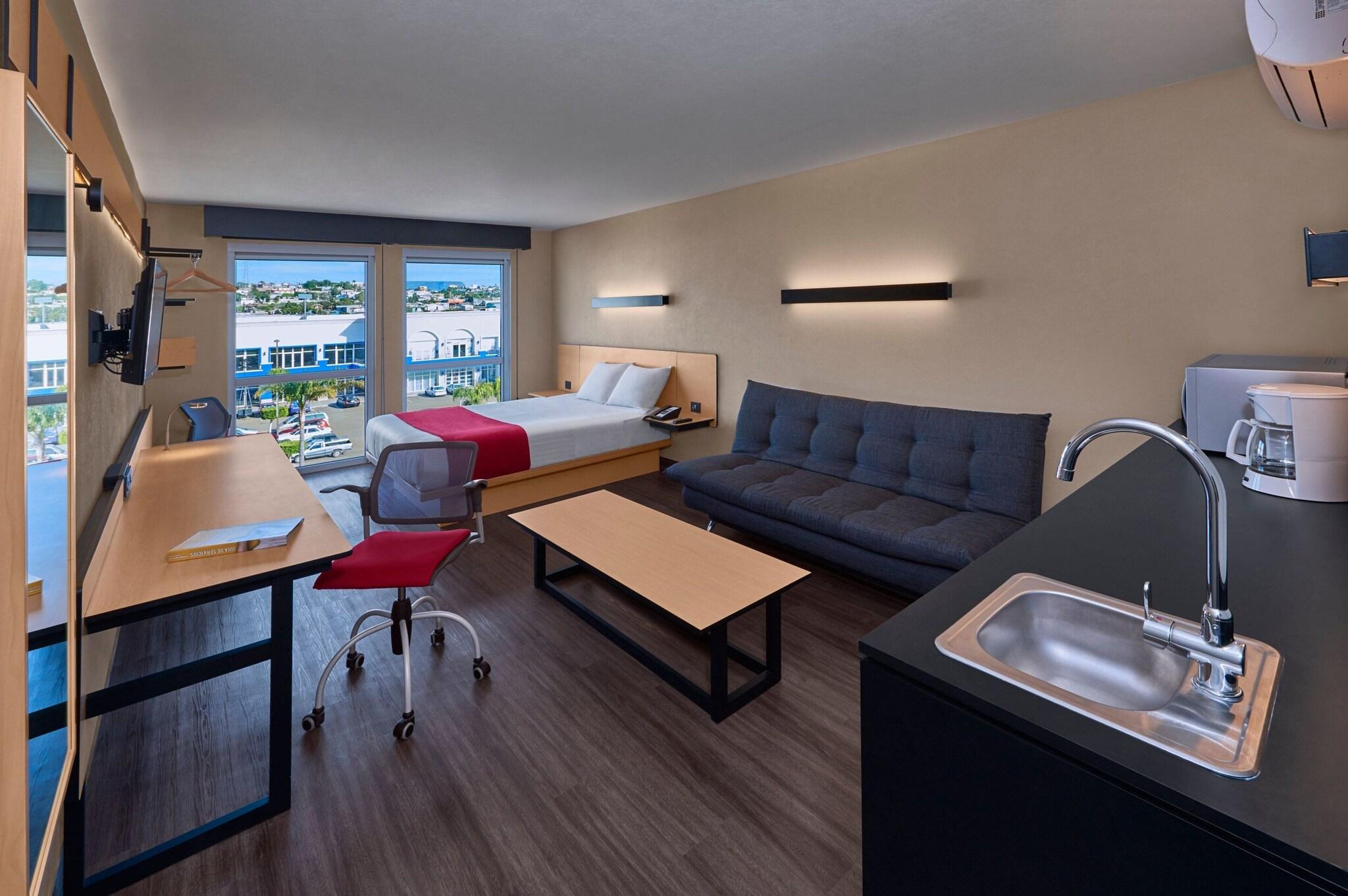 Double Superior Queen Bed