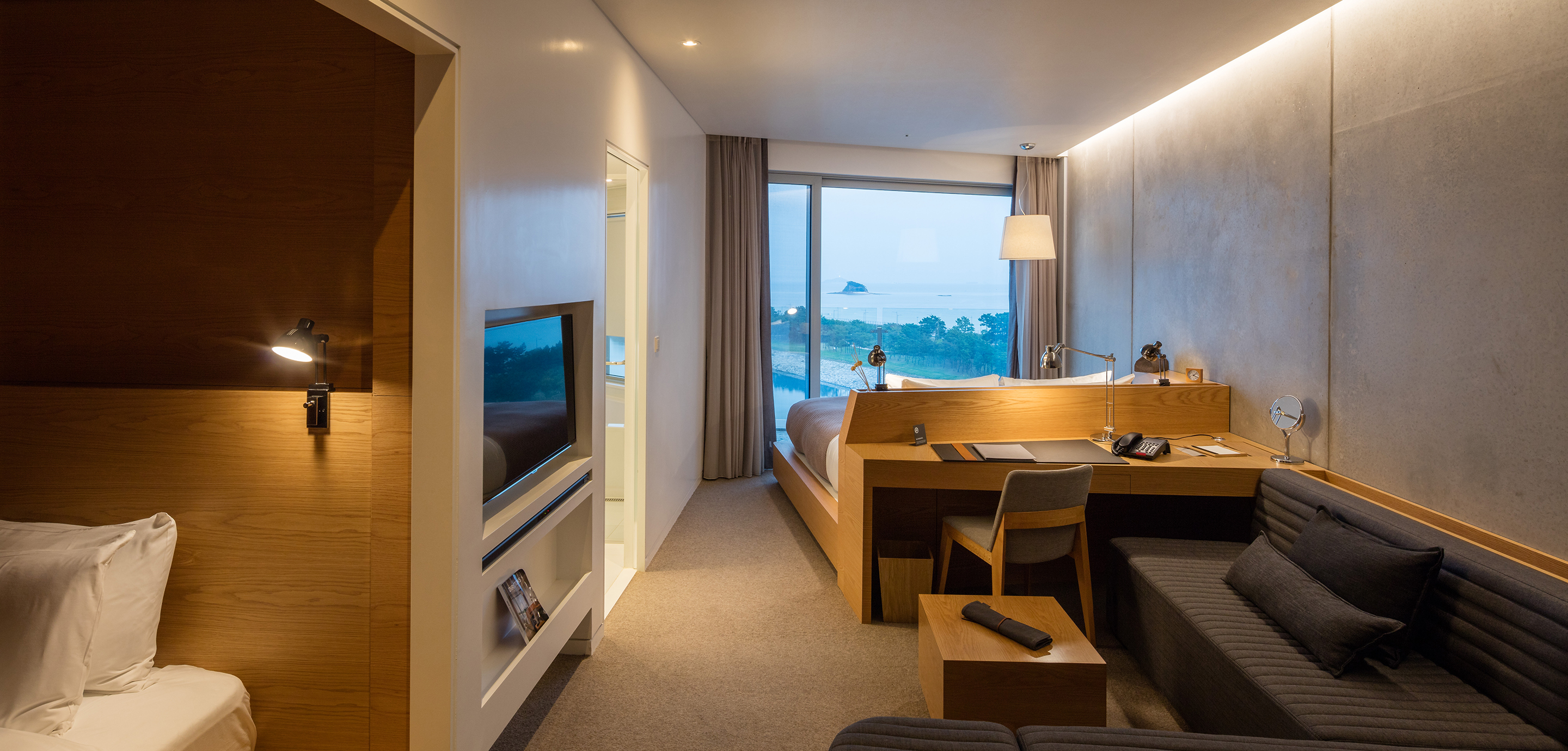 Twin Deluxe Ocean View