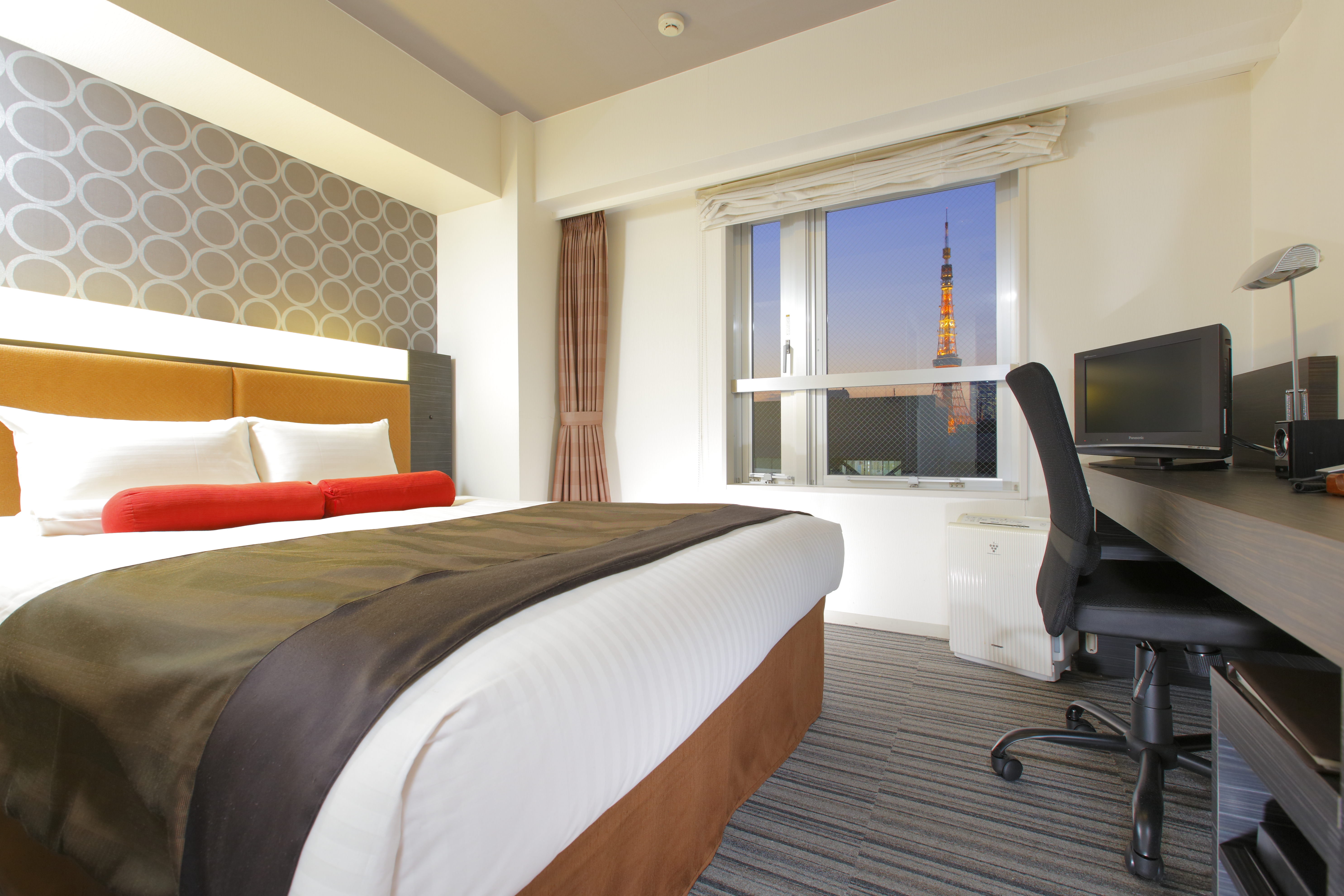 Double Superior Queen Bed