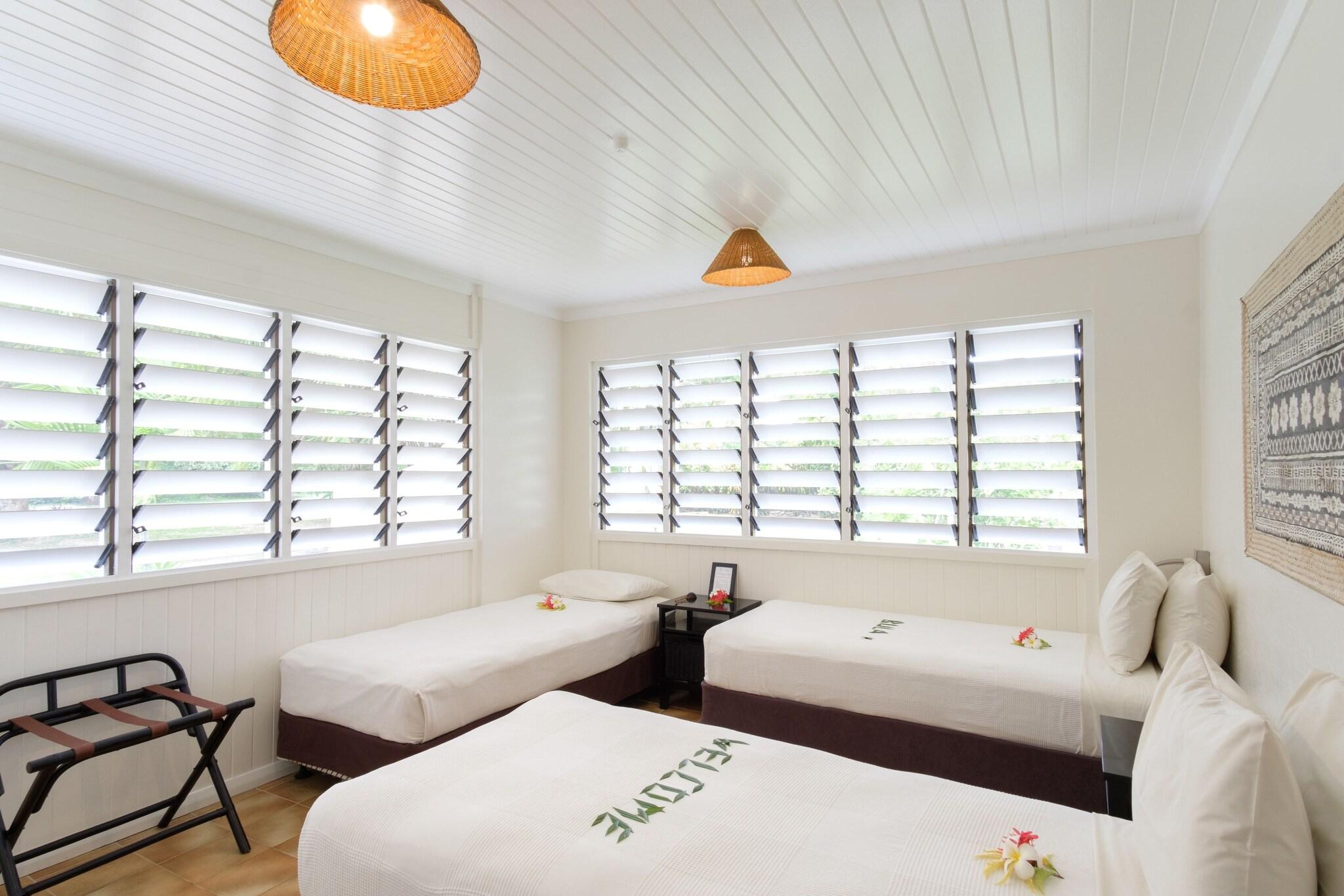 Villa Garden View King Bed