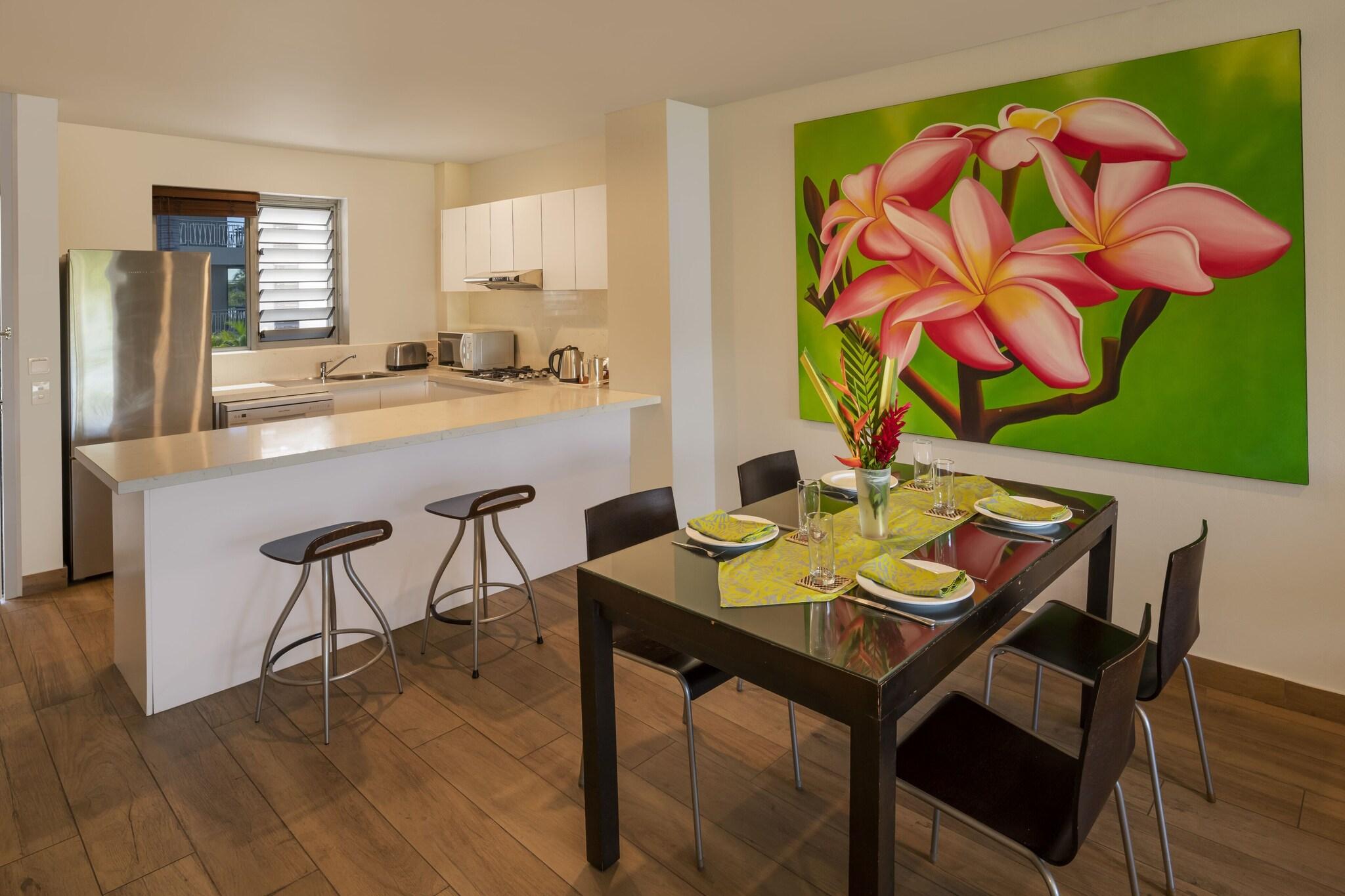 Apartment Queen Size Bed