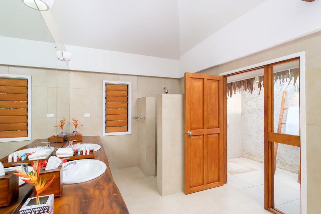 Bungalow Honeymoon