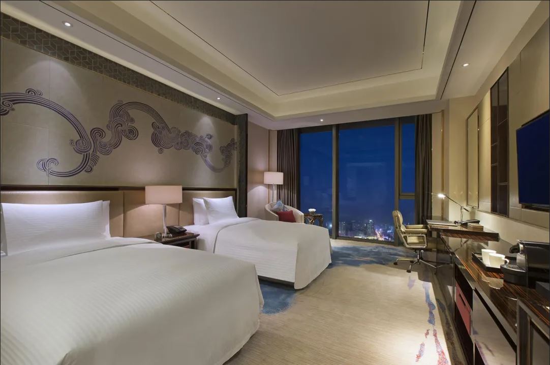 Twin Deluxe Superior