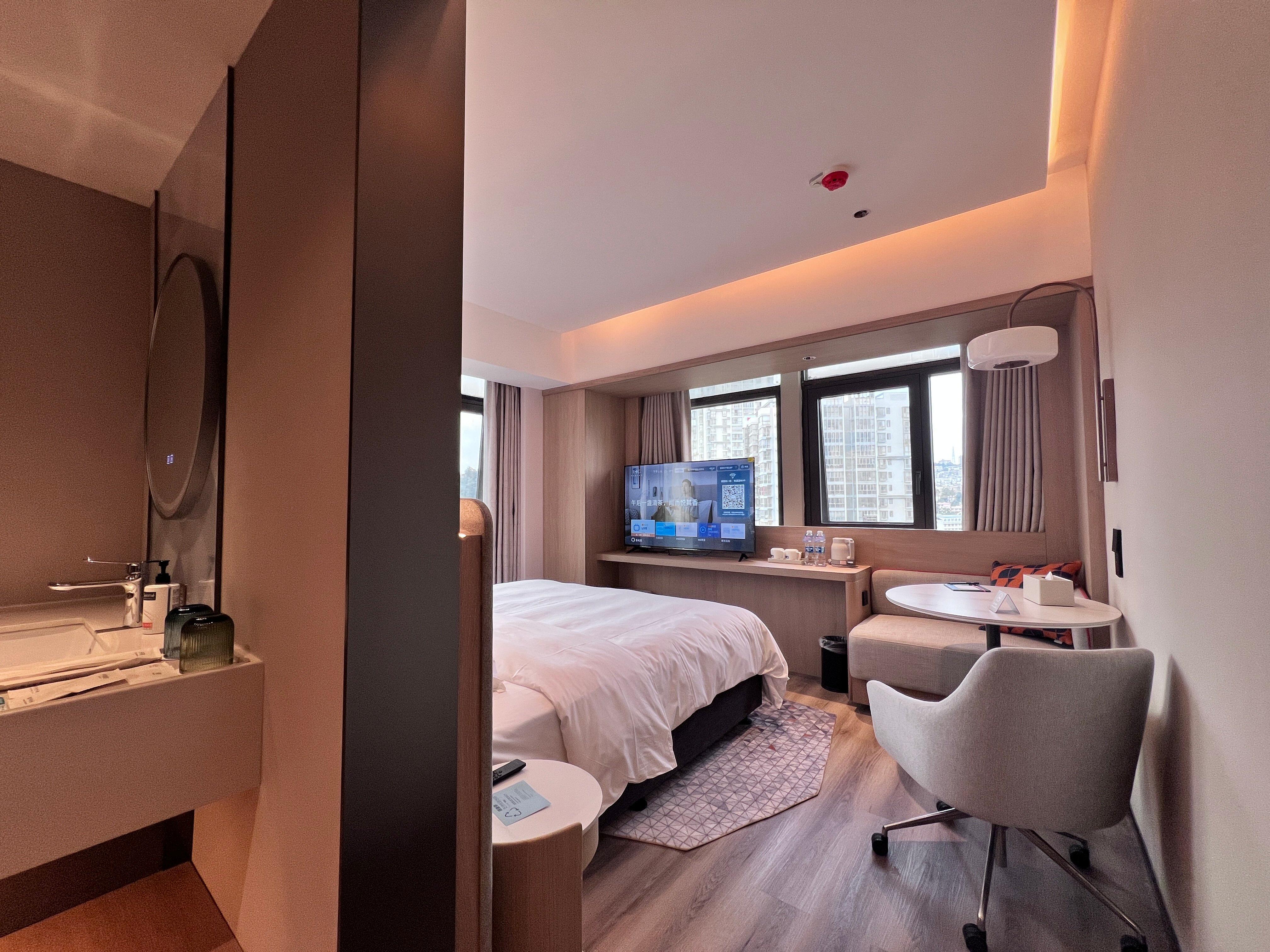 Double King Size Bed